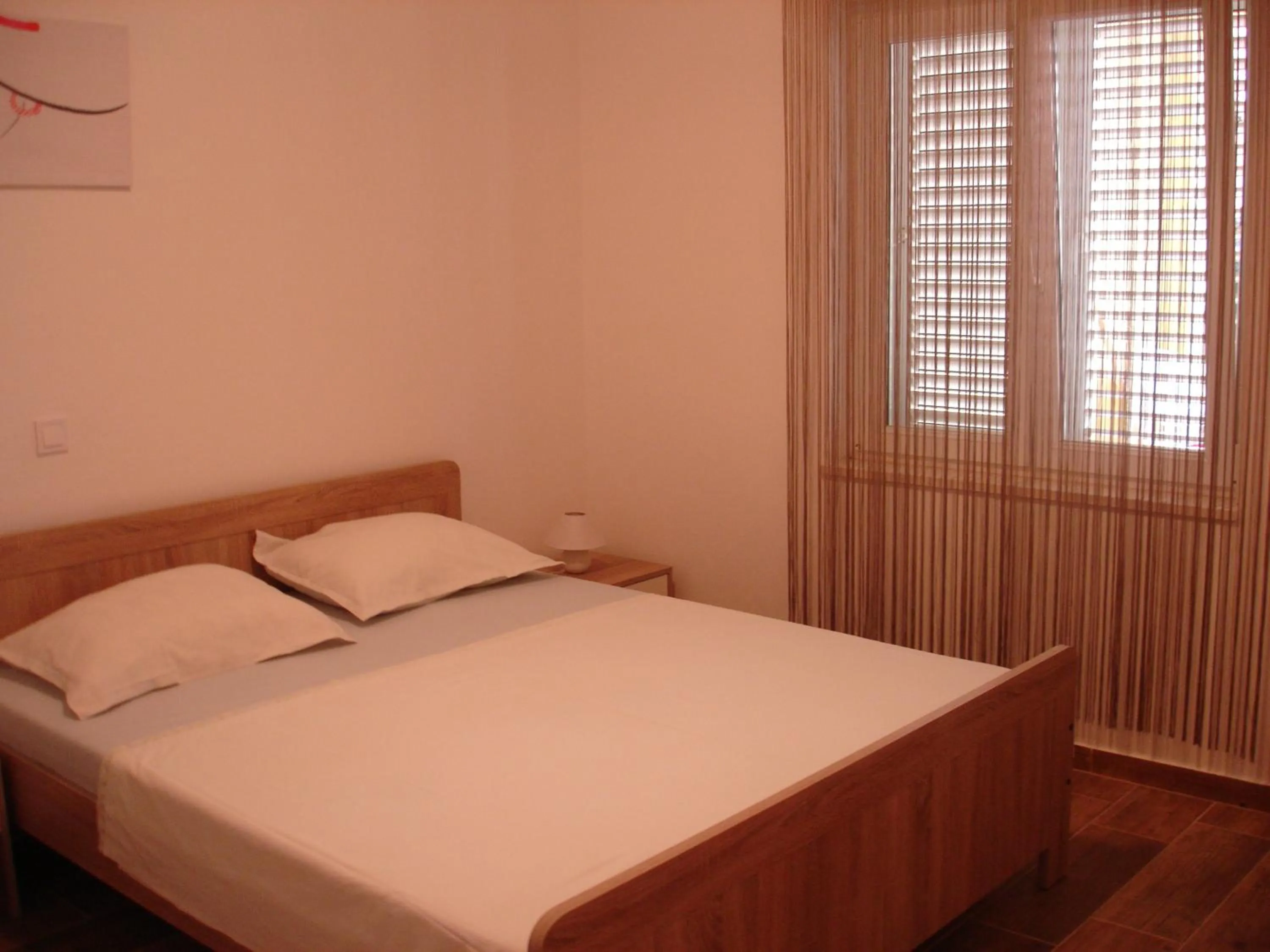 Bed in Dominik
