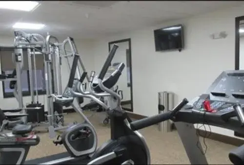 Fitness centre/facilities in Comfort Inn & Suites Fitness centre/facilities in Comfort Inn & Suites