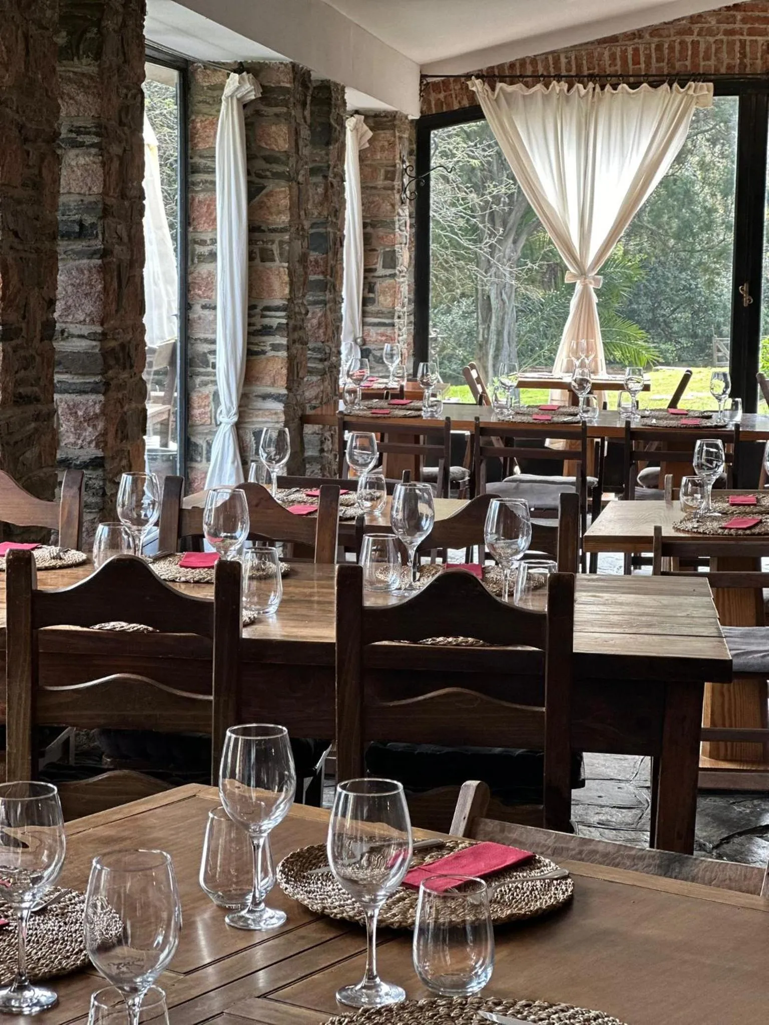 Restaurant/places to eat in La Baguala