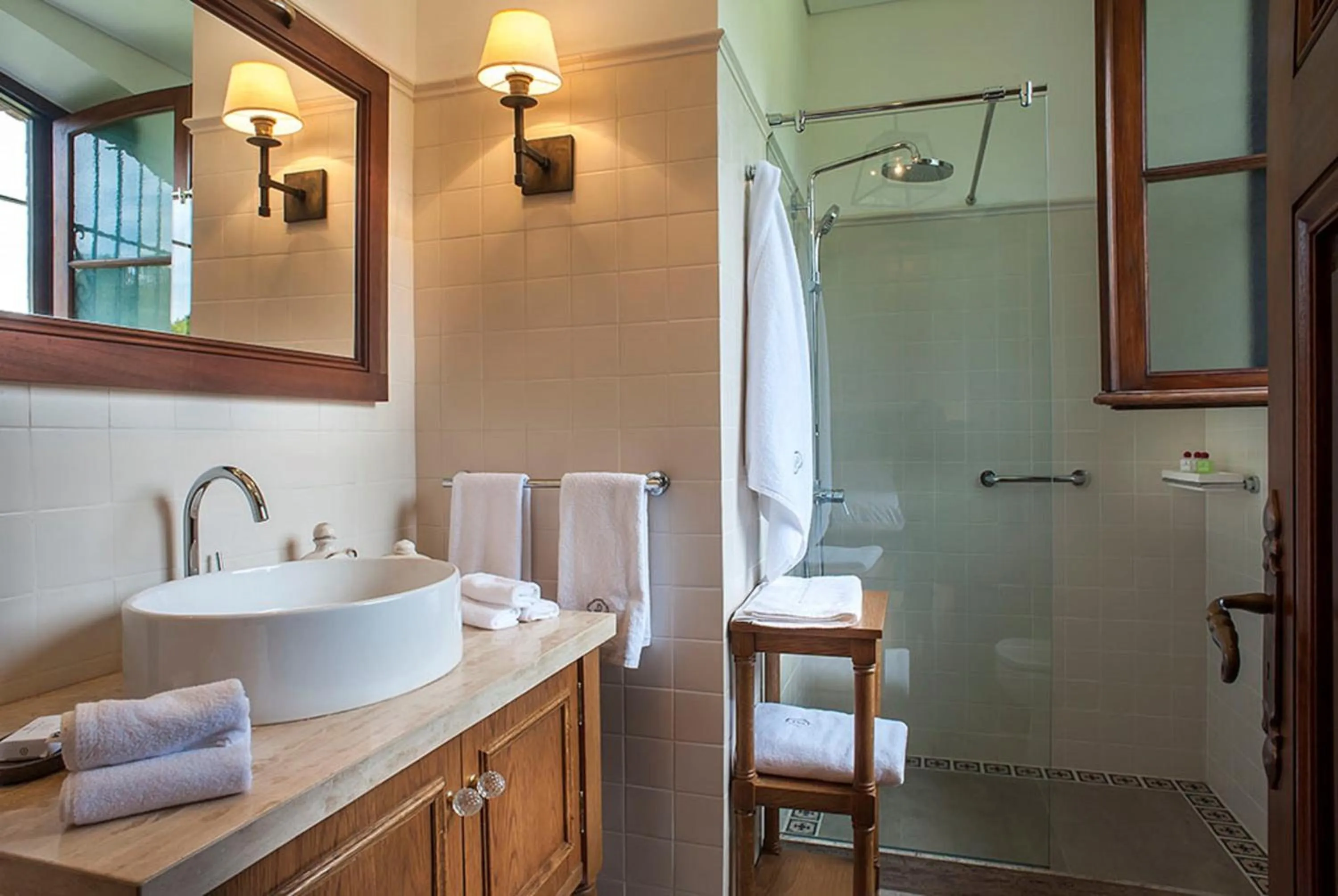 Shower in La Baguala