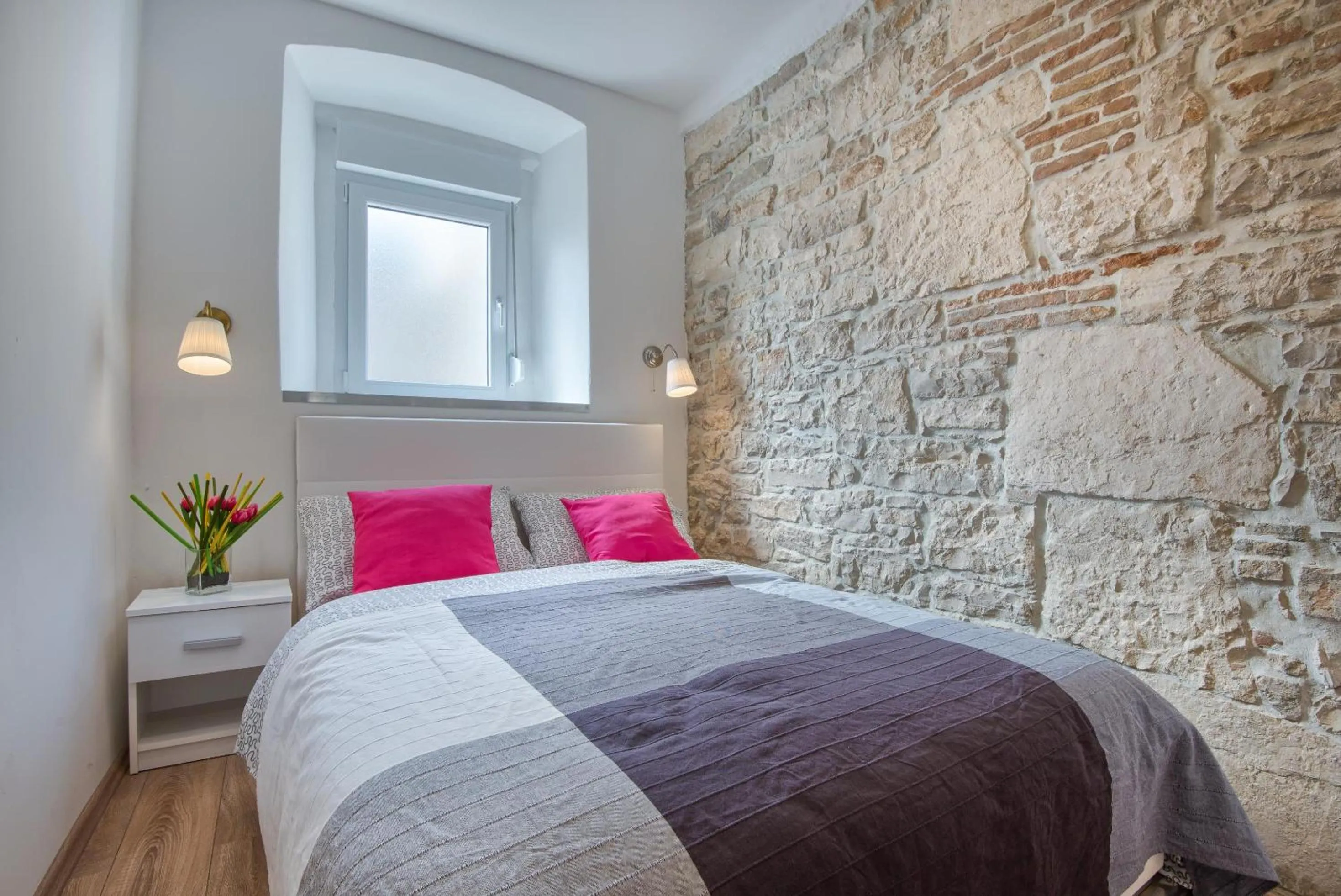 Photo of the whole room, Bed in Top Center Rooms & Studio