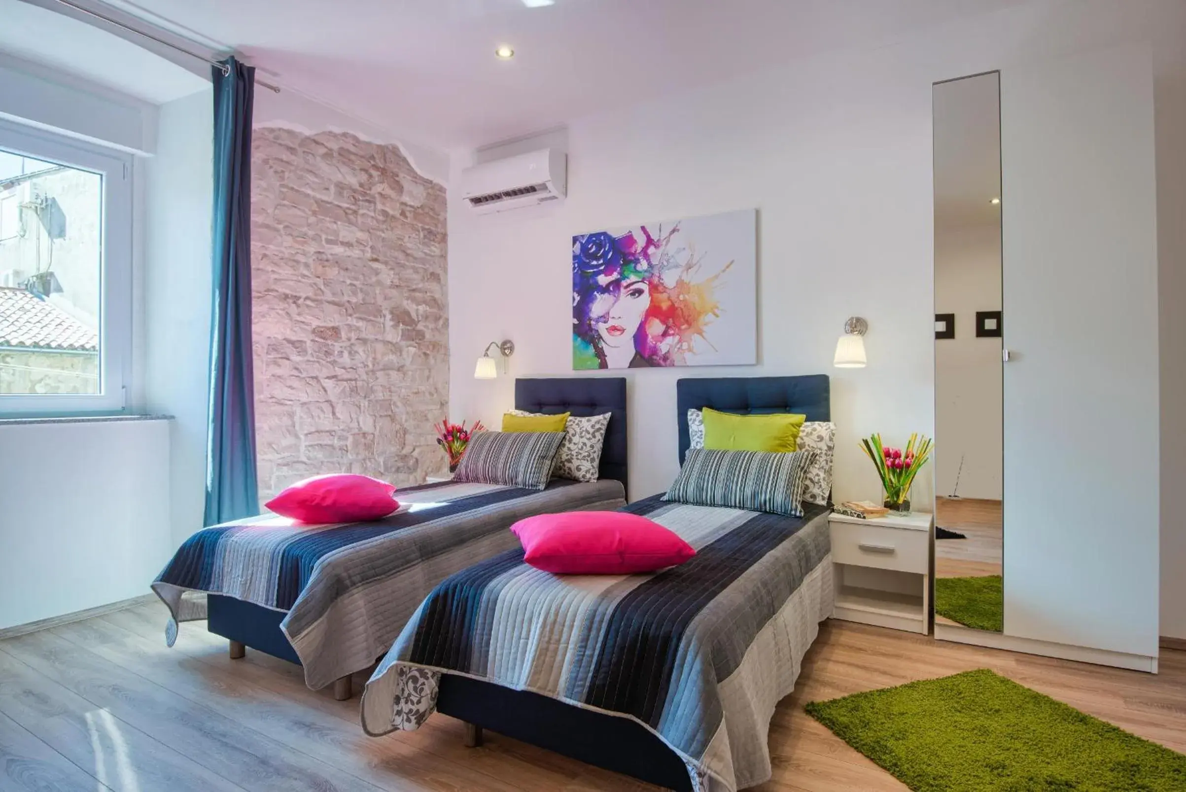 Standard Triple Studio - single occupancy in Top Center Rooms & Studio Standard Triple Studio - single occupancy in Top Center Rooms & Studio