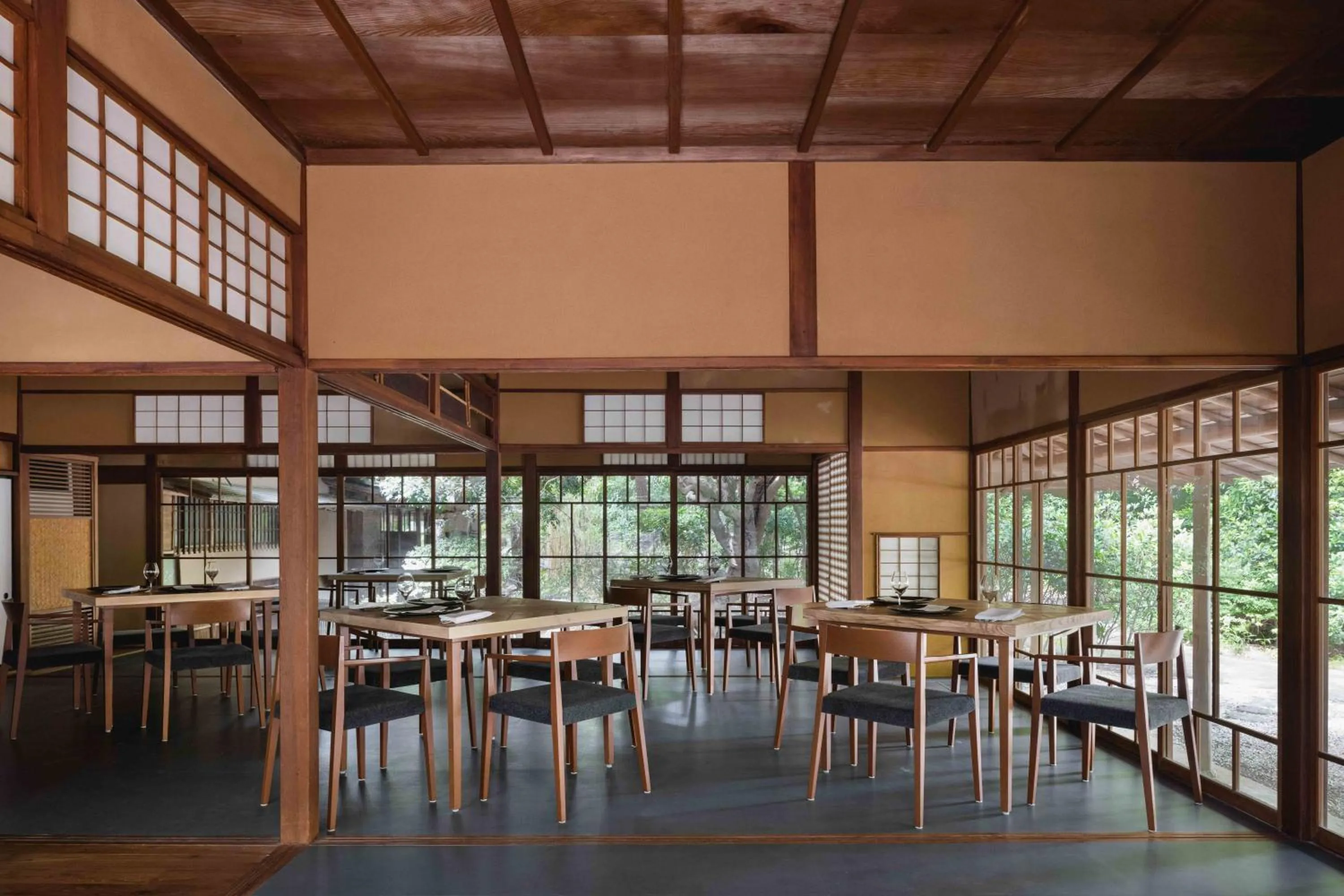 Restaurant/places to eat in Numazu Club