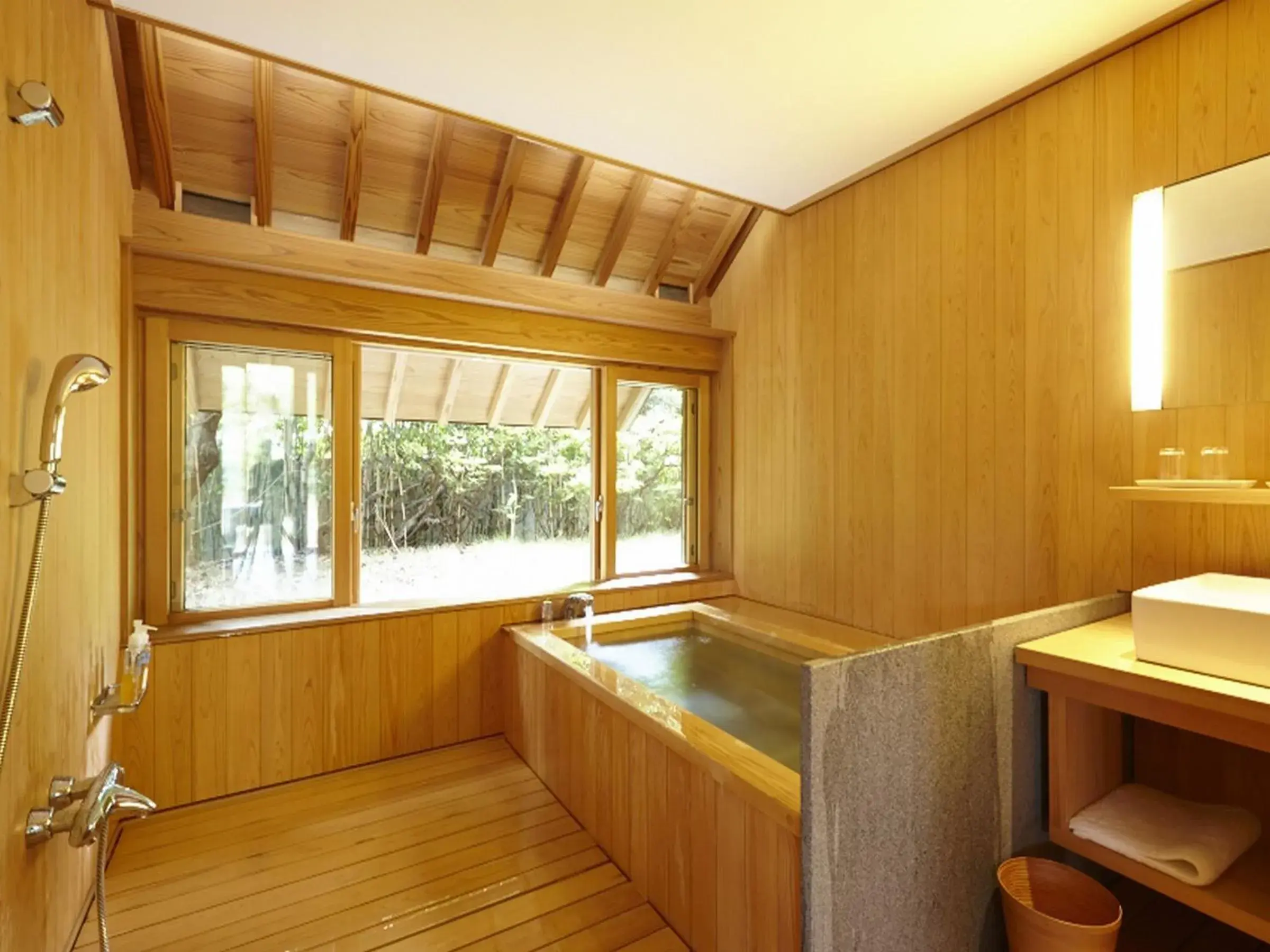 Twin Room with Dining Area - single occupancy in Numazu Club Twin Room with Dining Area - single occupancy in Numazu Club