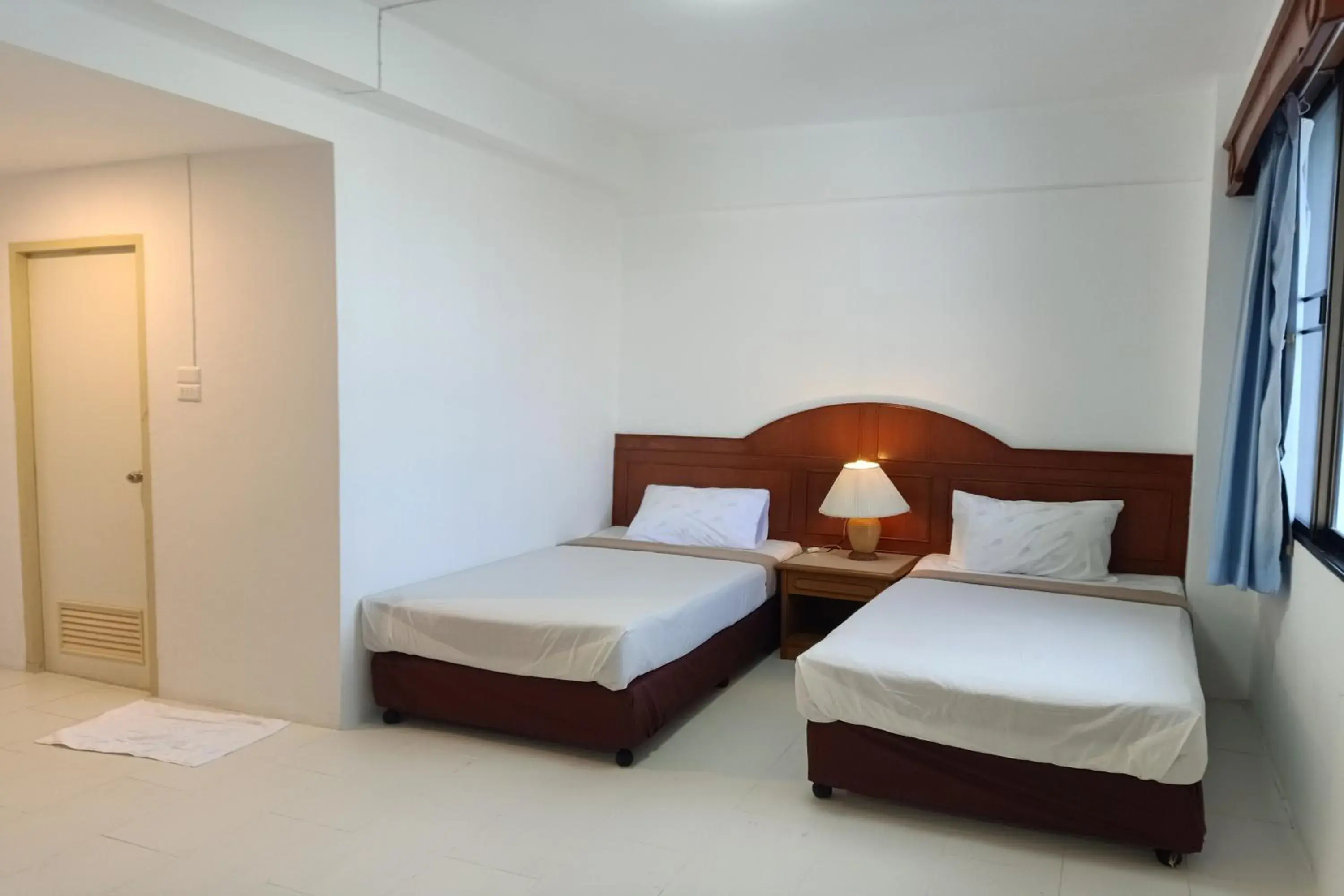 Bedroom, Bed in Phayao Northern Lake Hotel Bedroom, Bed in Phayao Northern Lake Hotel