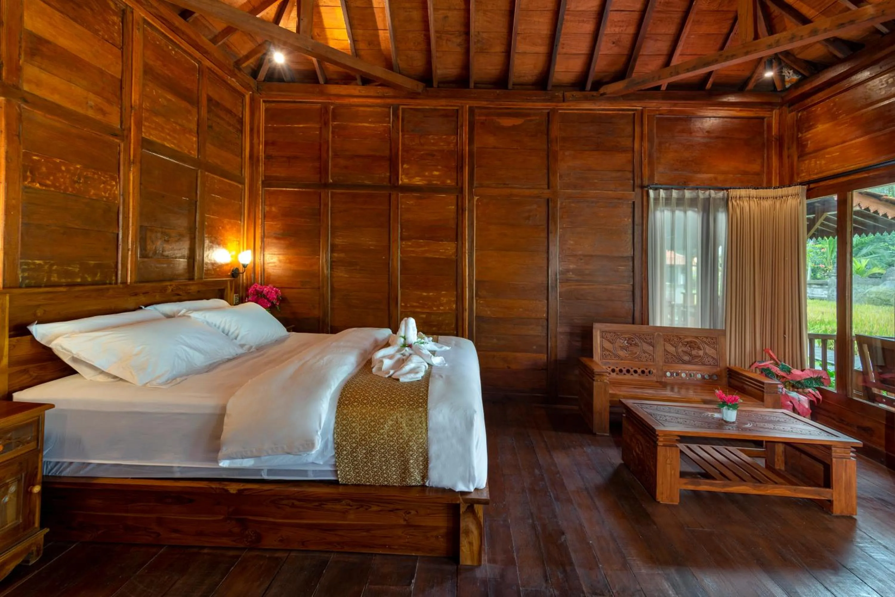 Bed in Uma Ulun Dugul Ubud by Dhananjaya Hospitality