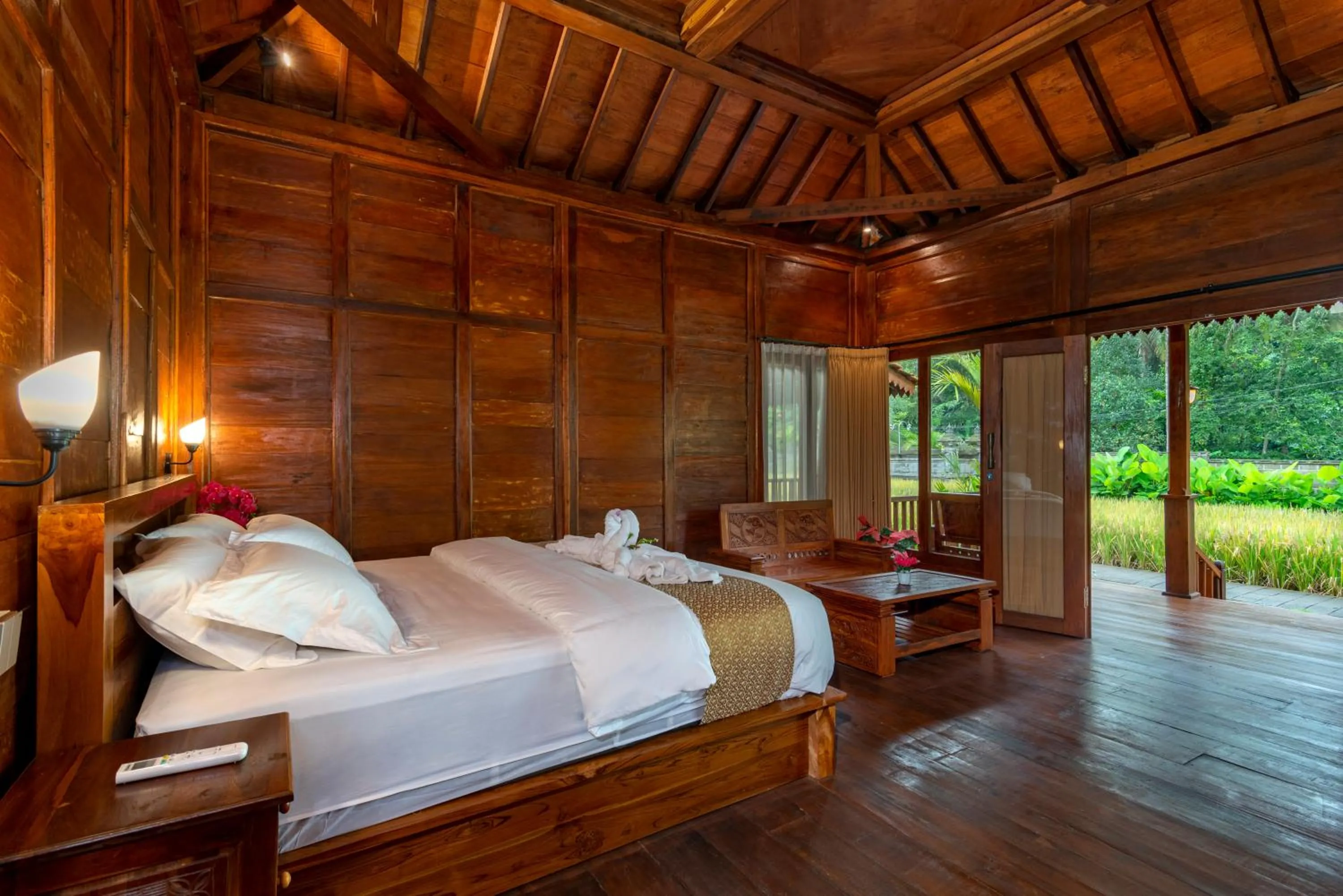 Bed in Uma Ulun Dugul Ubud by Dhananjaya Hospitality
