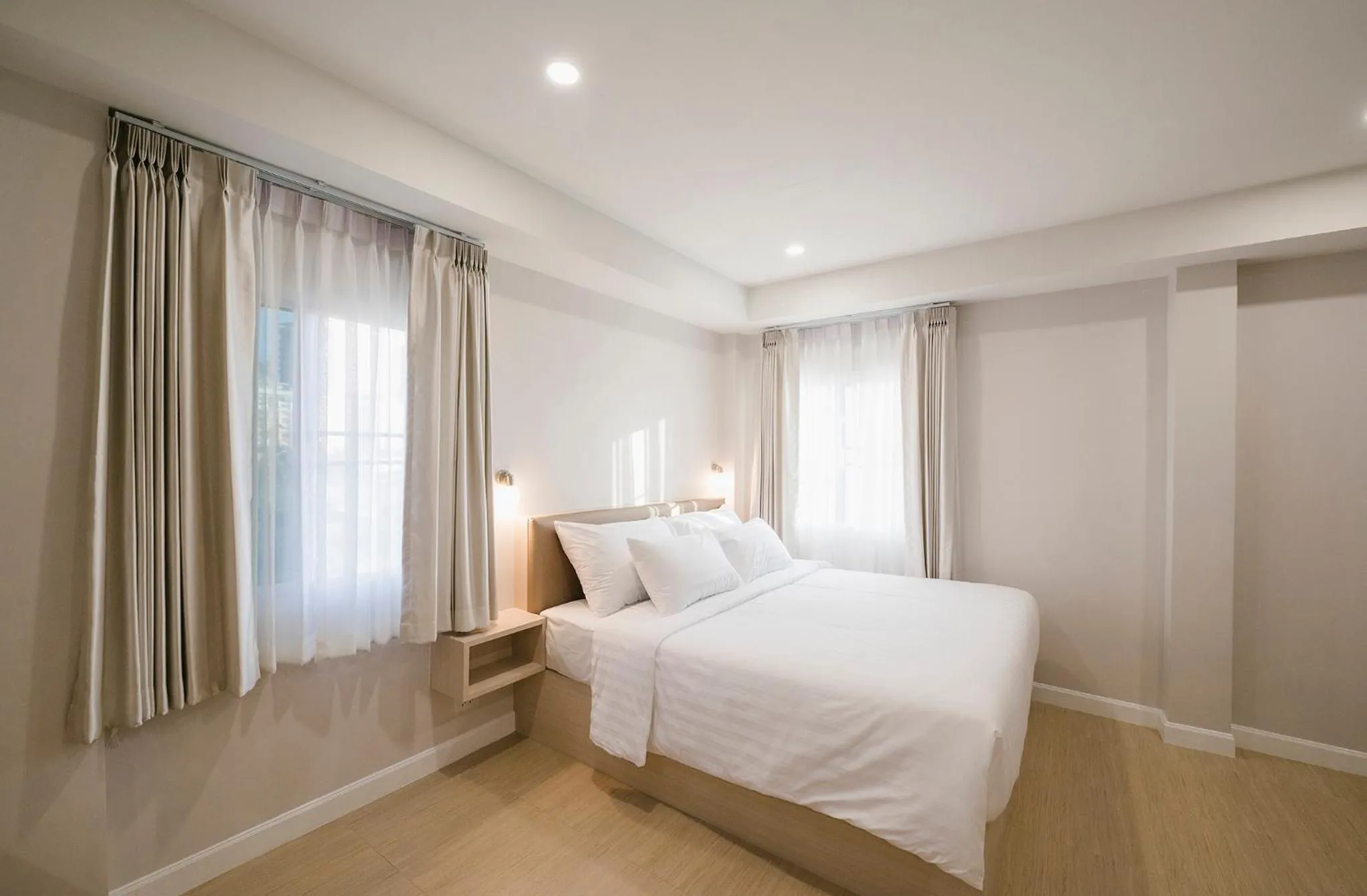 Bed in Eng Fah Luang Hotel