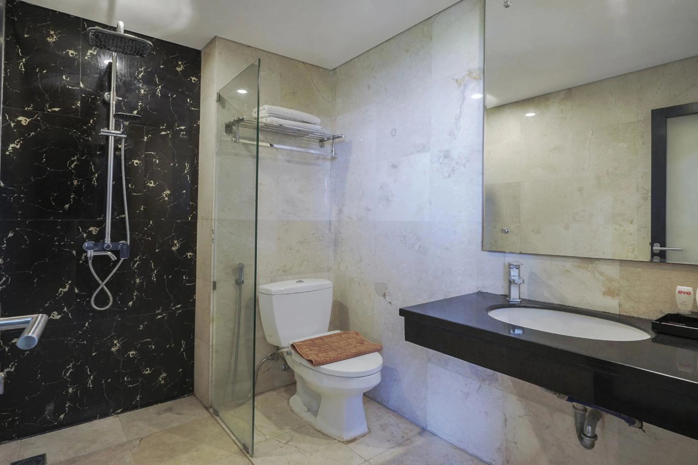 Bathroom in Collection O 499 Princess Keisha Hotel & Convention Center