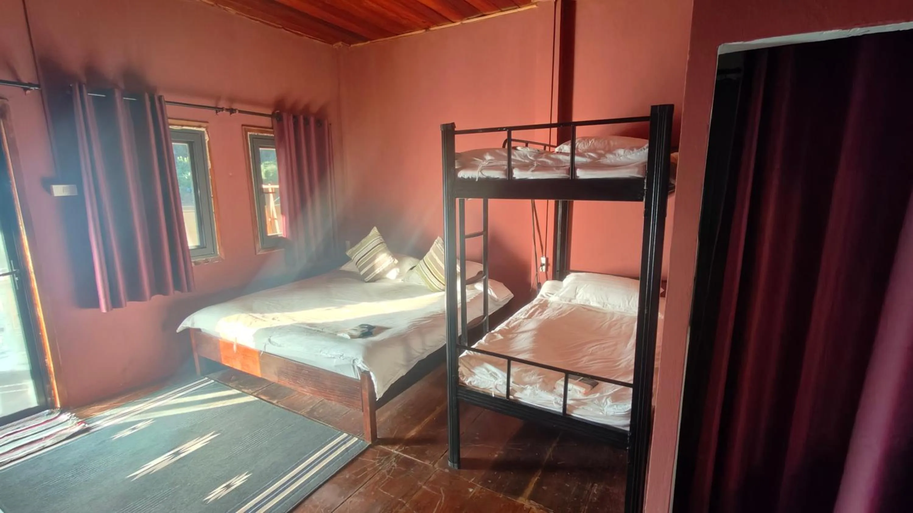 Bed in Pont Inn Nong Khiaw