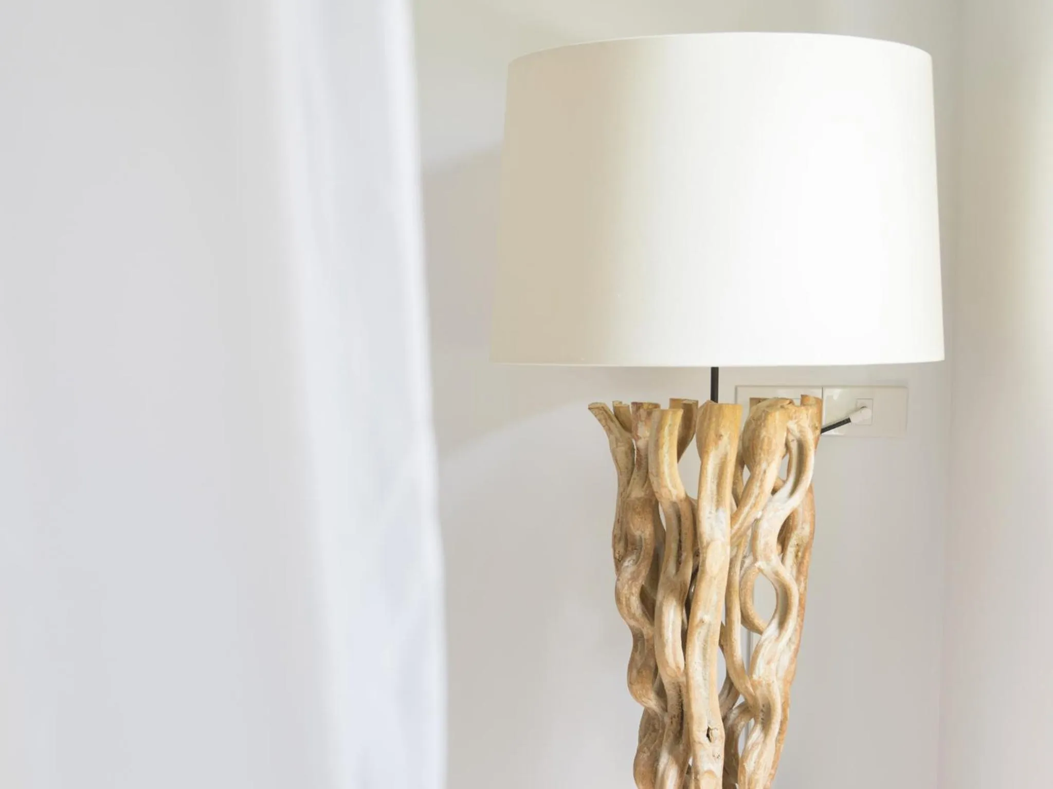 Decorative detail in Moon Cottage