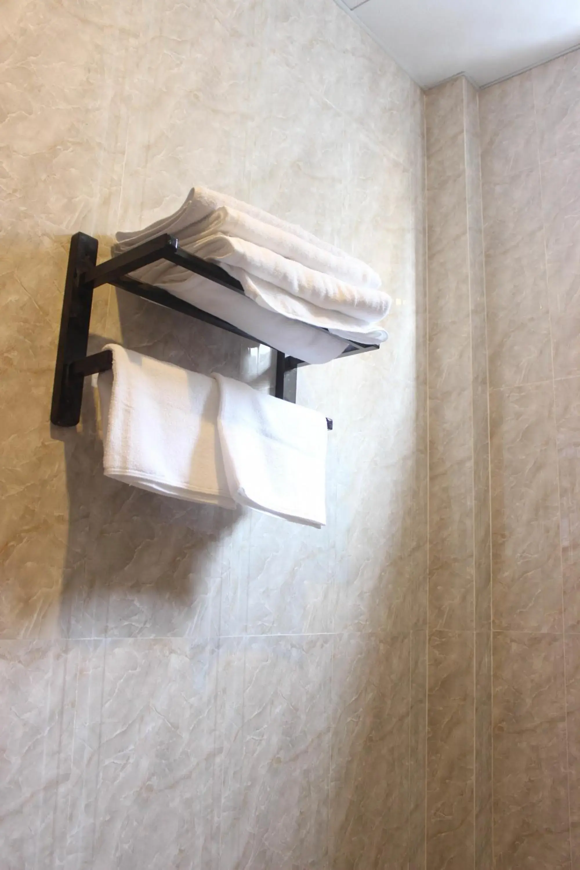 Deluxe Triple Room in Hoi An Viet House Homestay Deluxe Triple Room in Hoi An Viet House Homestay