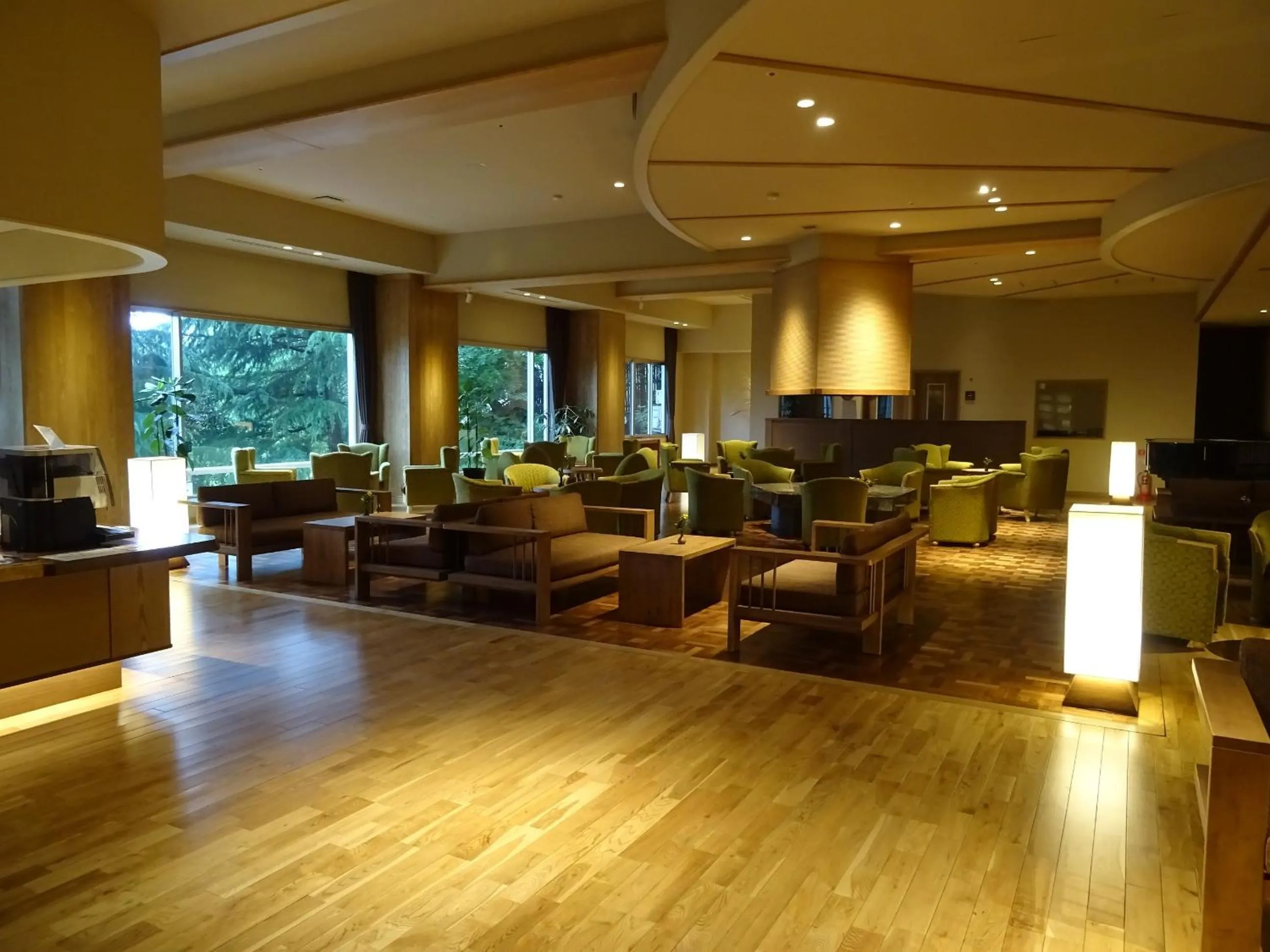 Communal lounge/ TV room in Azumakan