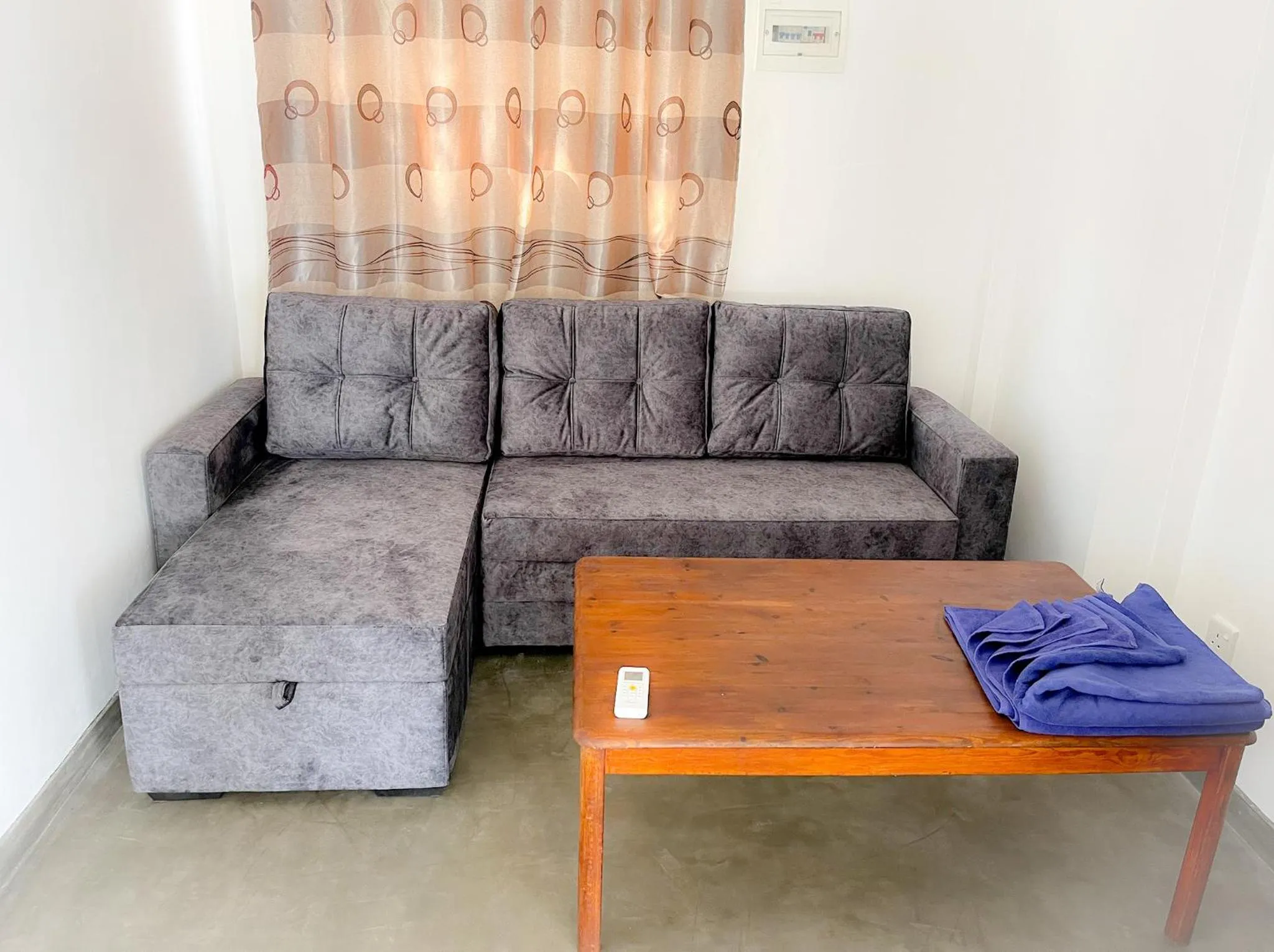 Living room in Pearl Island Beach Hotel