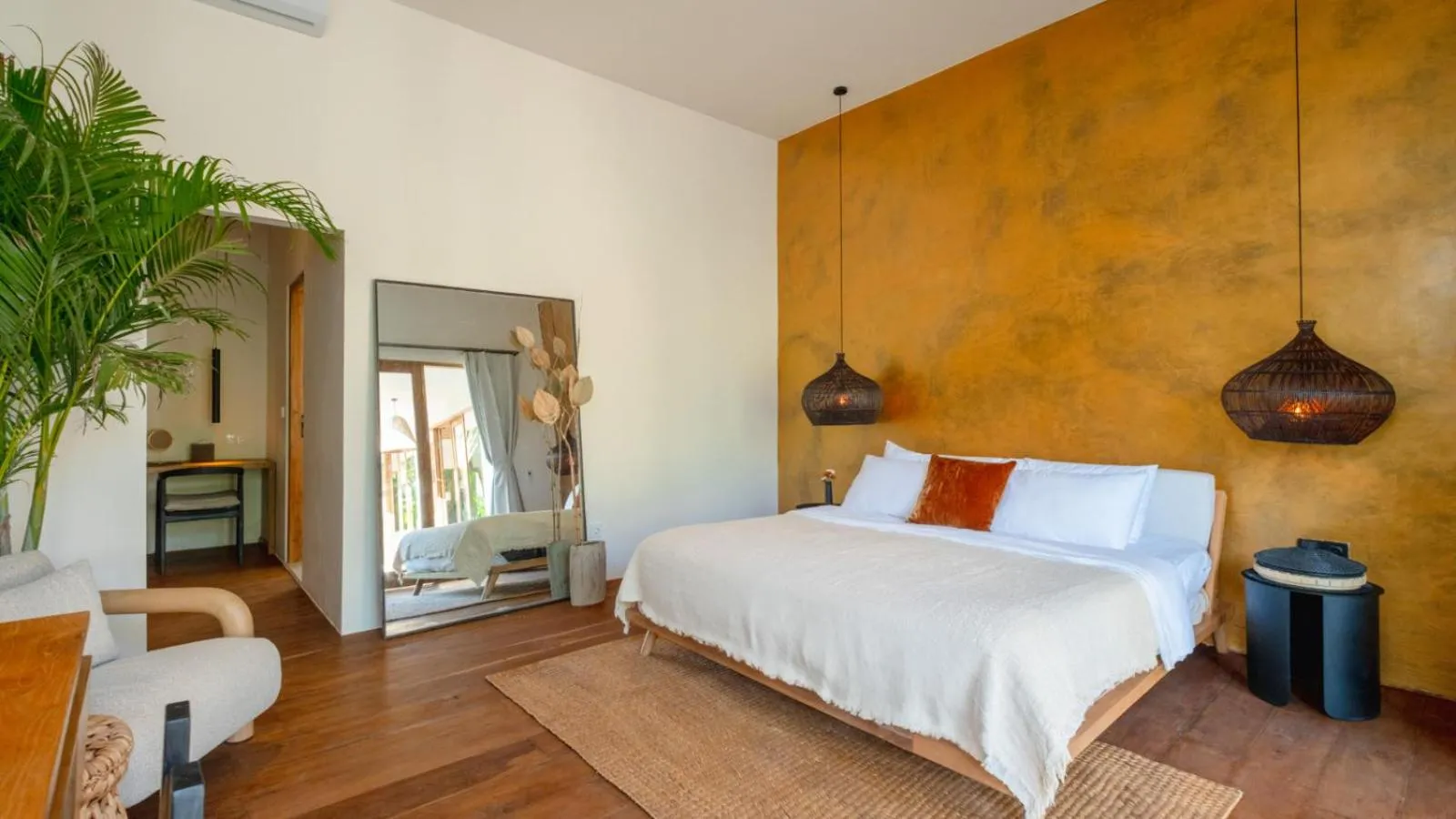 Bed in Villa Chagall by Villa Finder