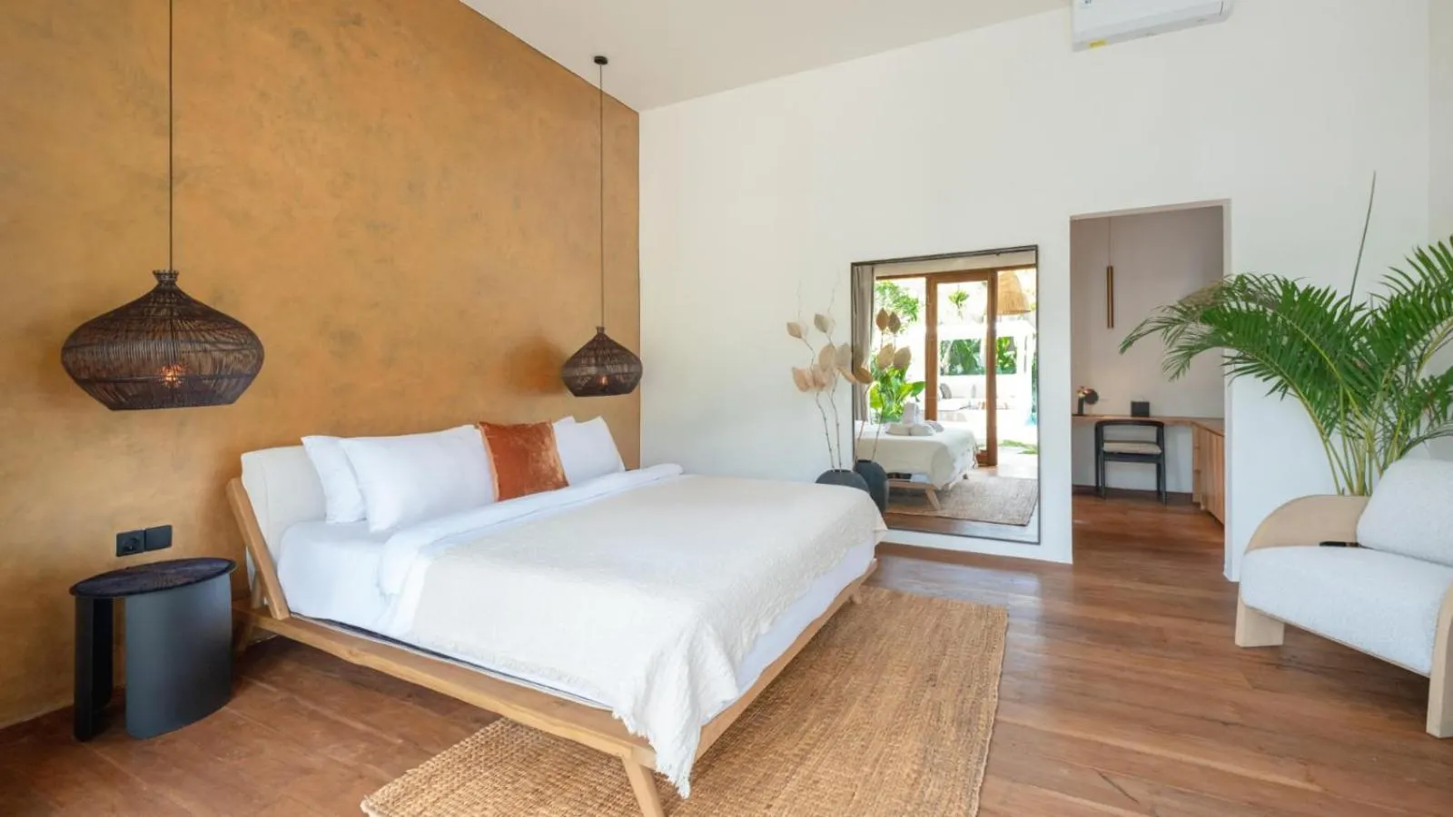 Bed in Villa Chagall by Villa Finder