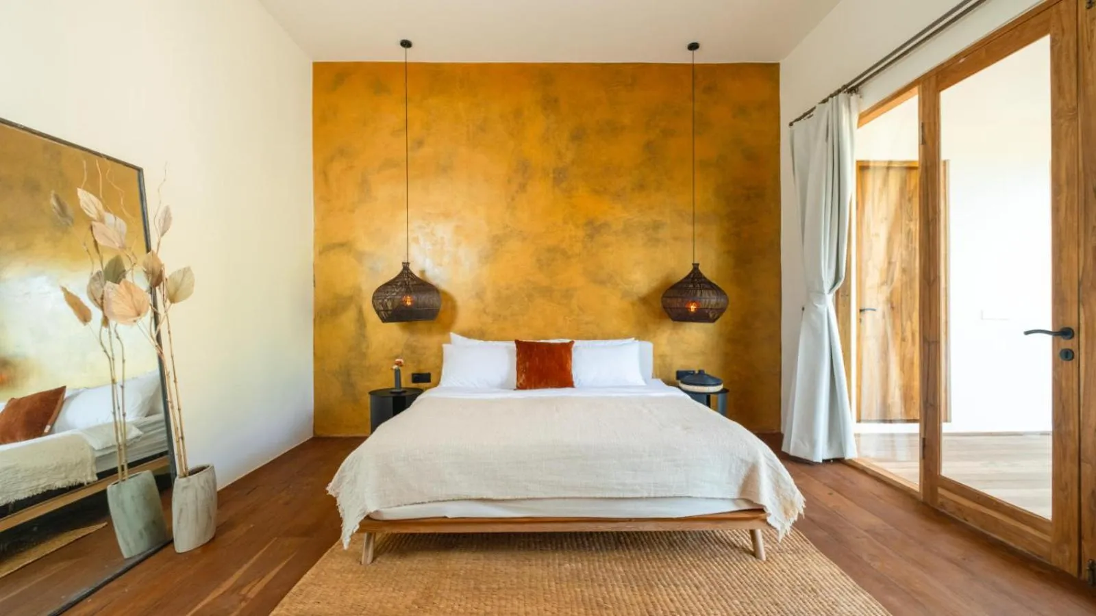 Bed in Villa Chagall by Villa Finder