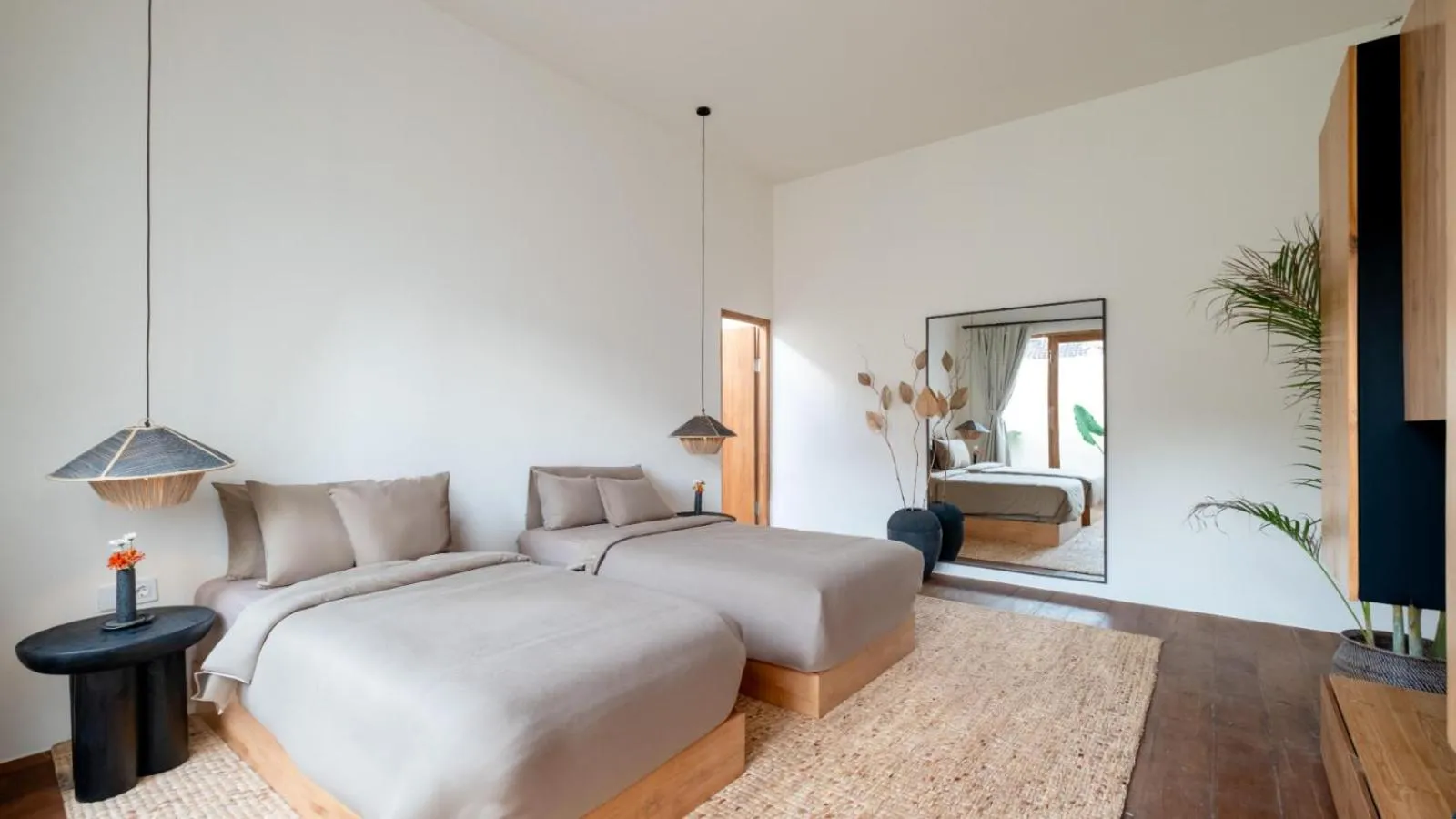 Bed in Villa Chagall by Villa Finder