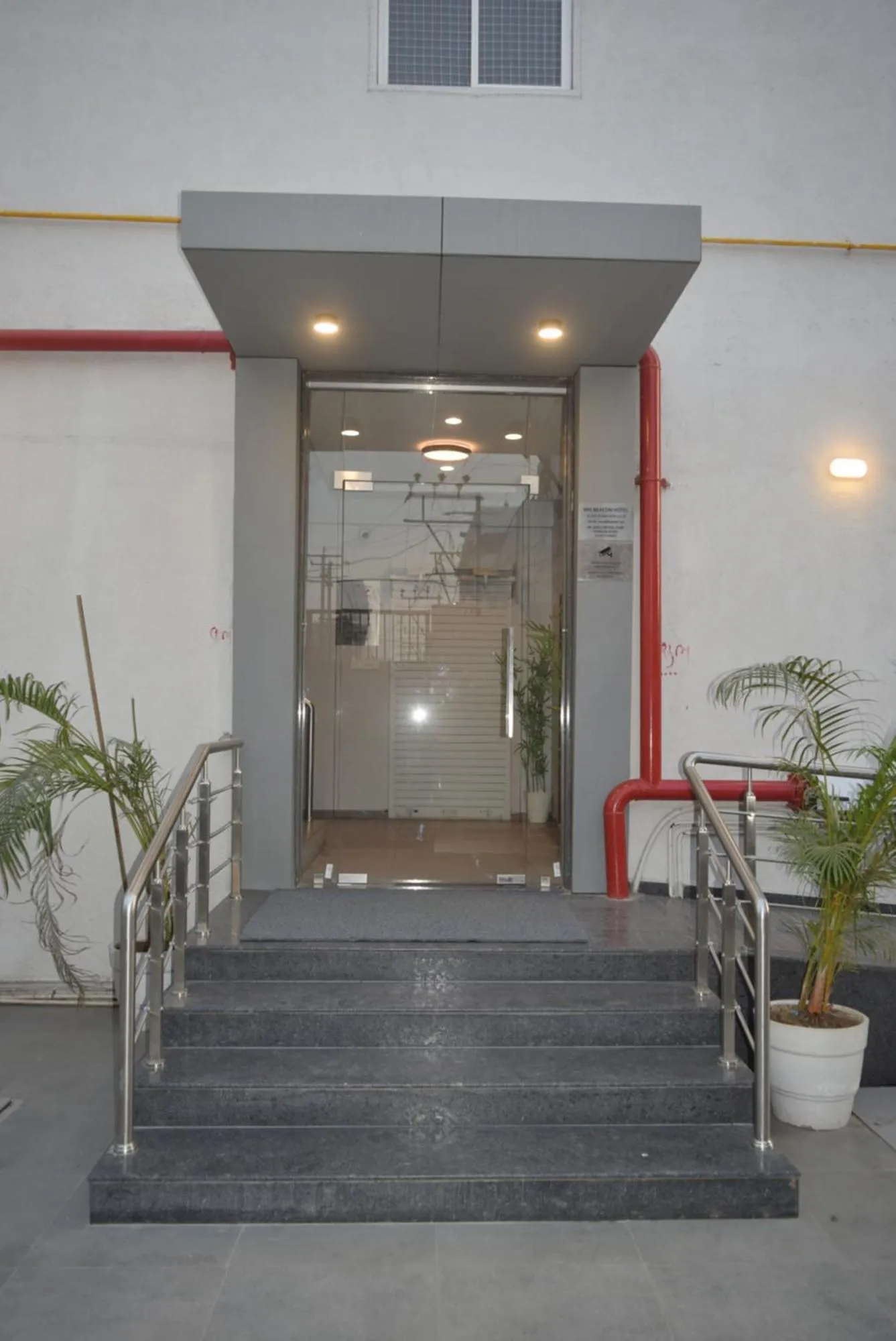 Facade/entrance in Iris Beacon Hotel