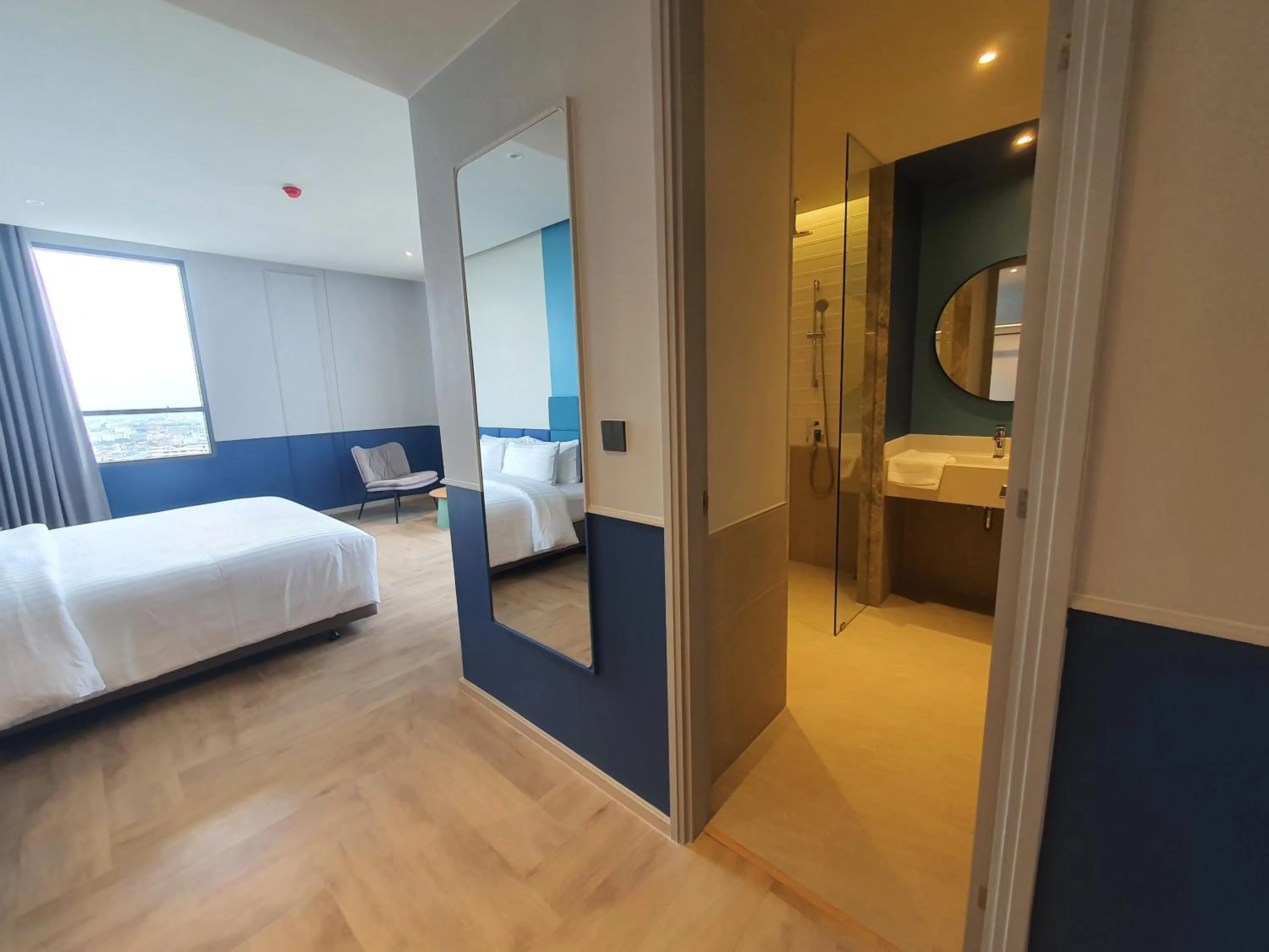 Bathroom, Bed in The Quarter Ramkhamhaeng by UHG