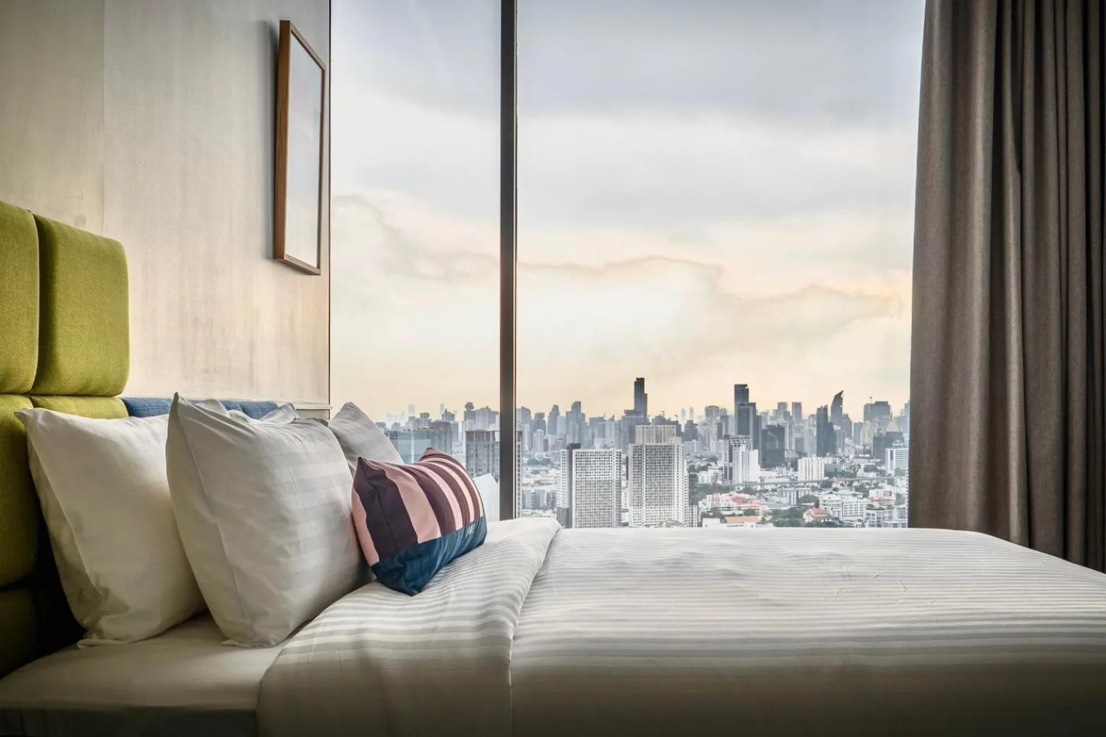 Bed in The Quarter Ramkhamhaeng by UHG