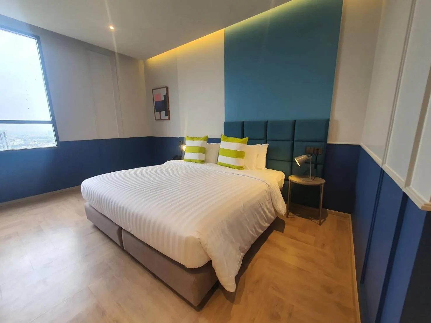 Bedroom, Bed in The Quarter Ramkhamhaeng by UHG