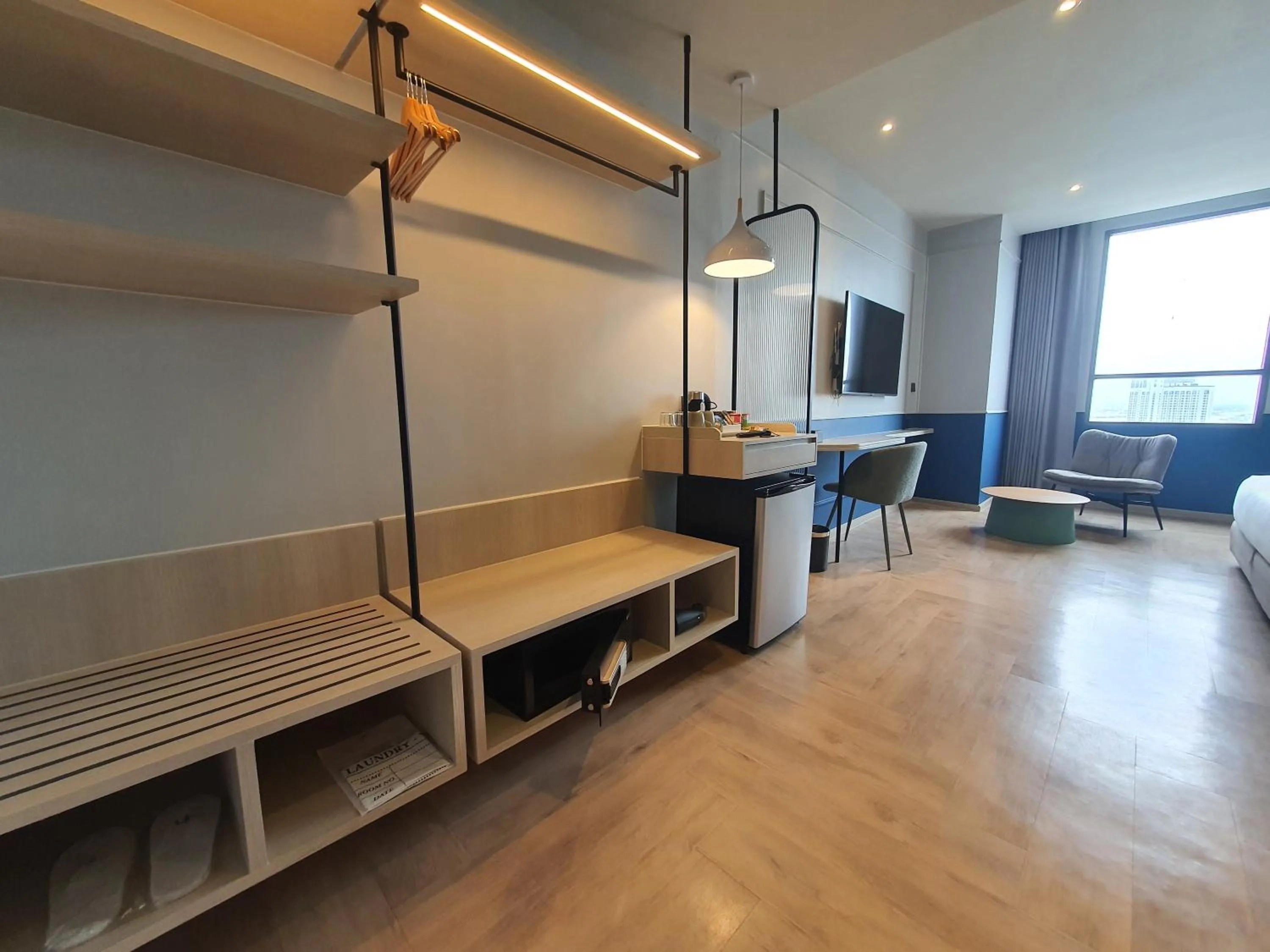 wardrobe in The Quarter Ramkhamhaeng by UHG