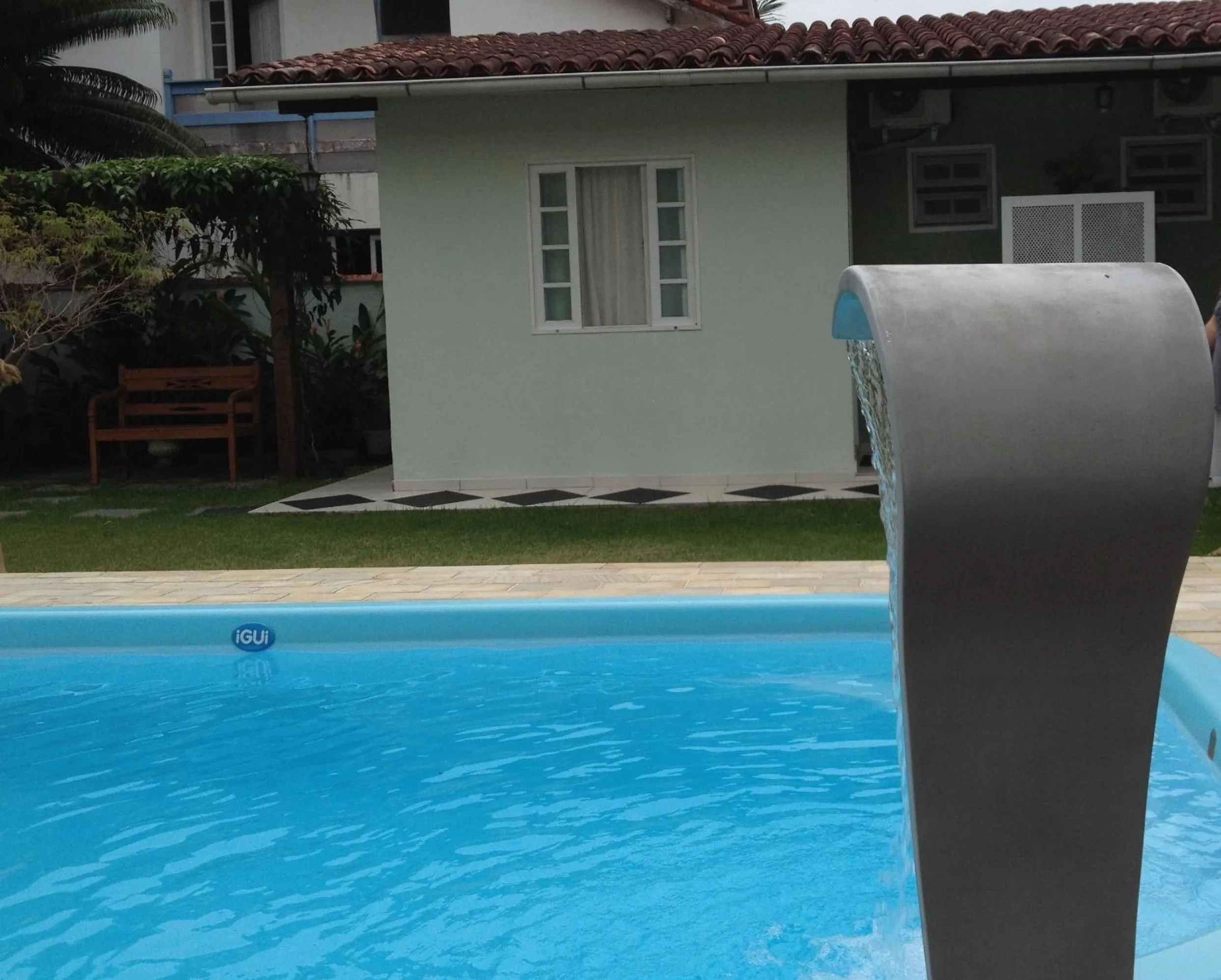 Swimming pool in Pousada Açai