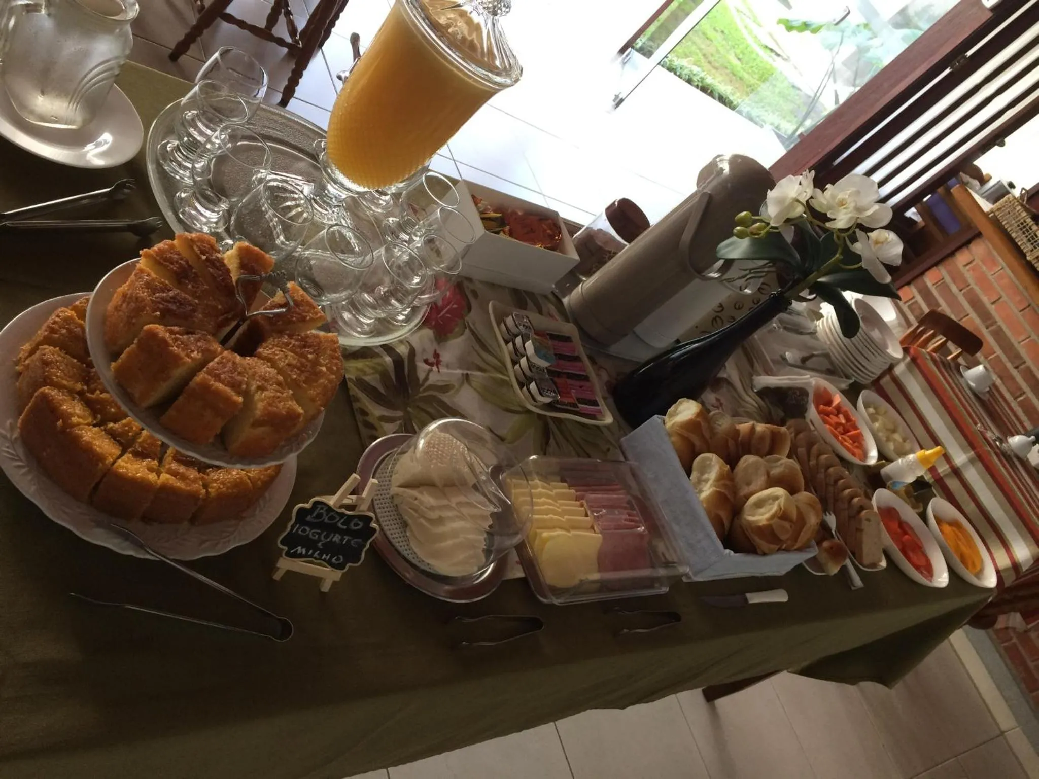 Breakfast in Pousada Açai