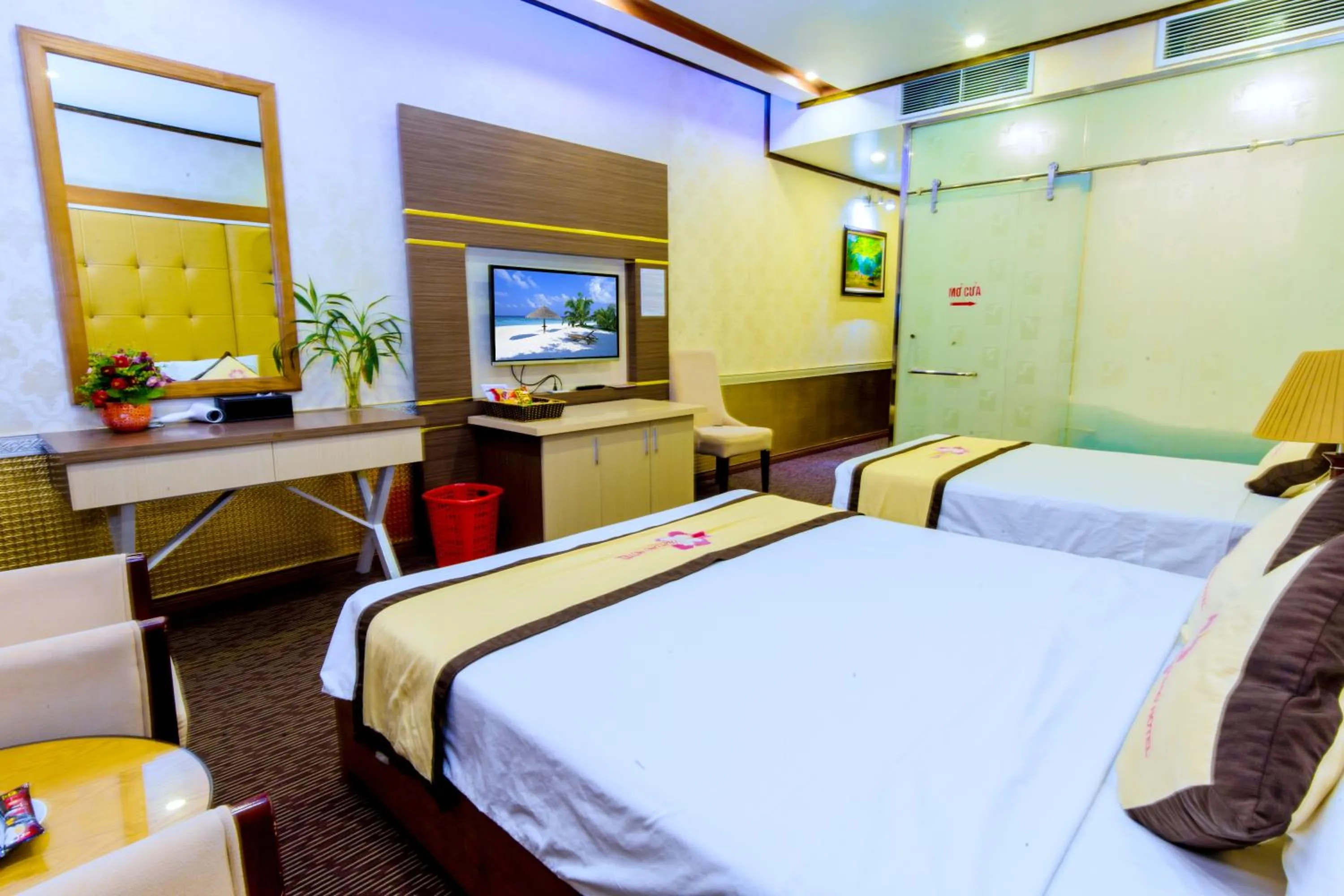 Bed in Hoa Dao Hotel