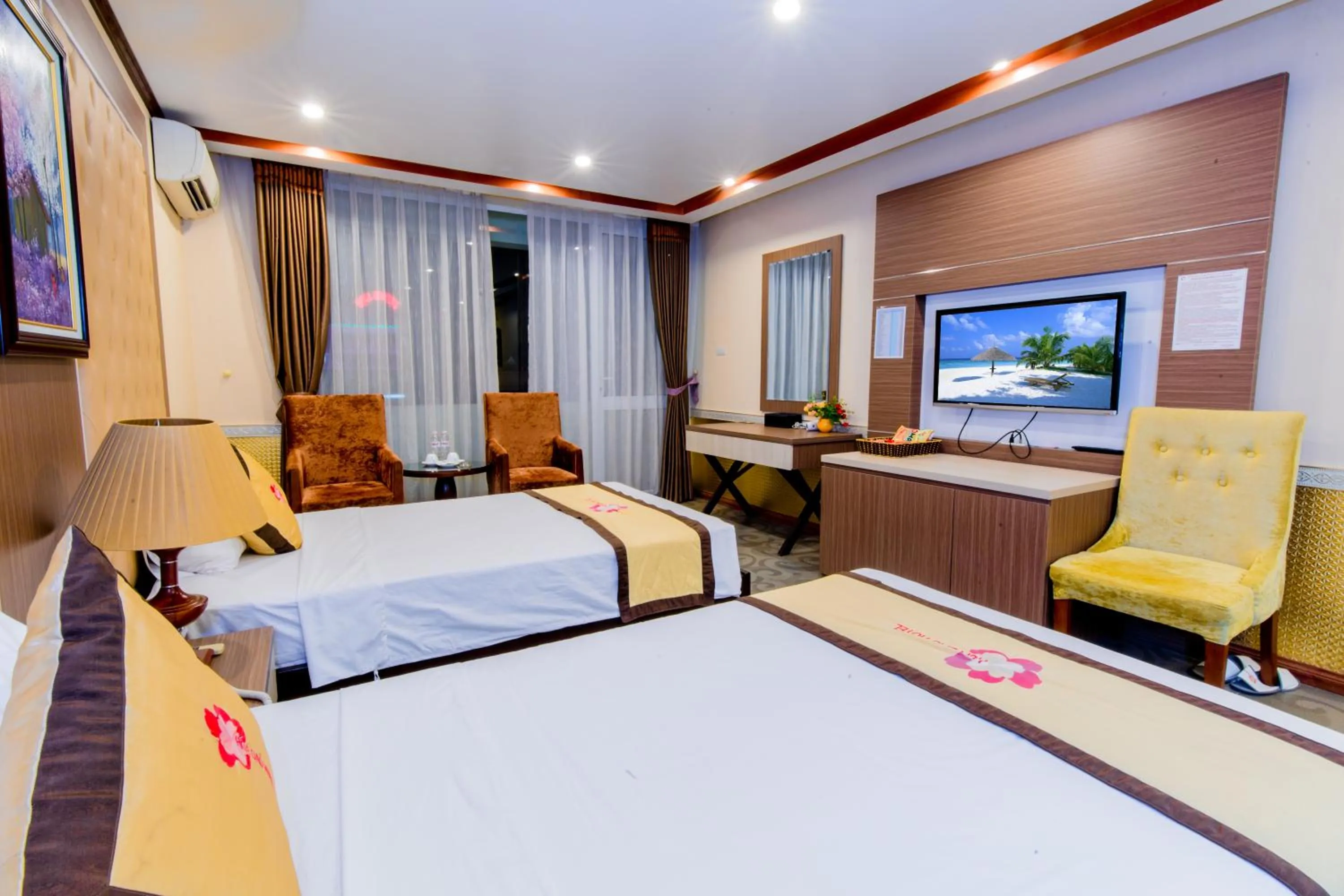Bed in Hoa Dao Hotel