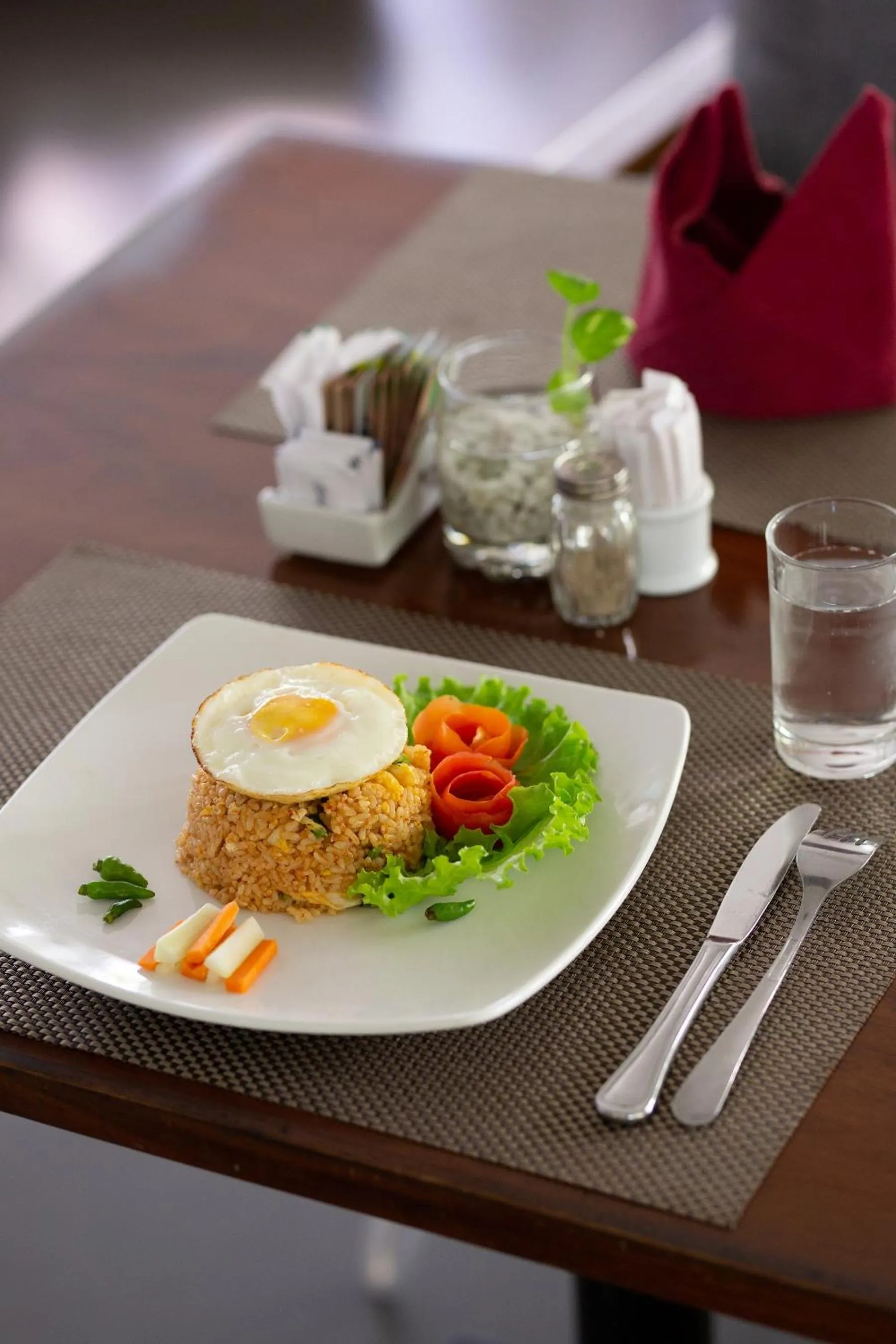 Restaurant/places to eat in Hotel Blambangan