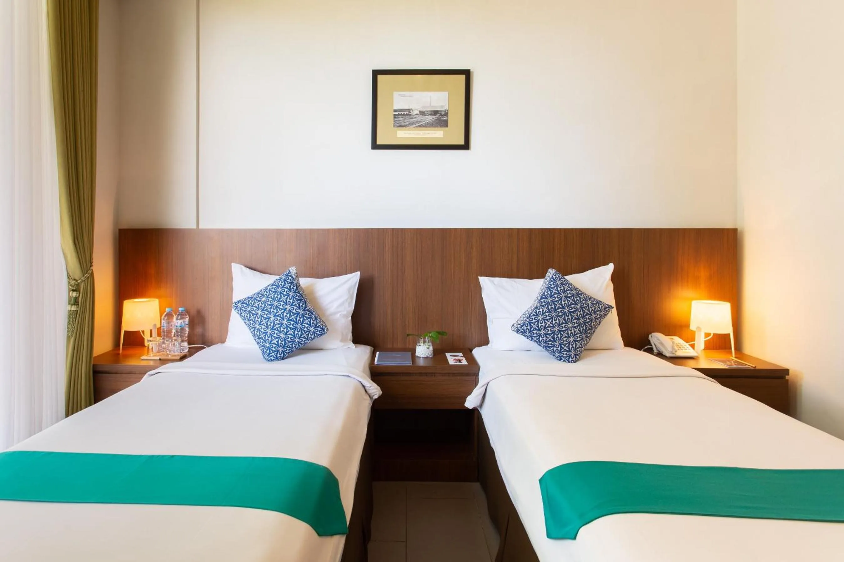 Bedroom, Bed in Hotel Blambangan