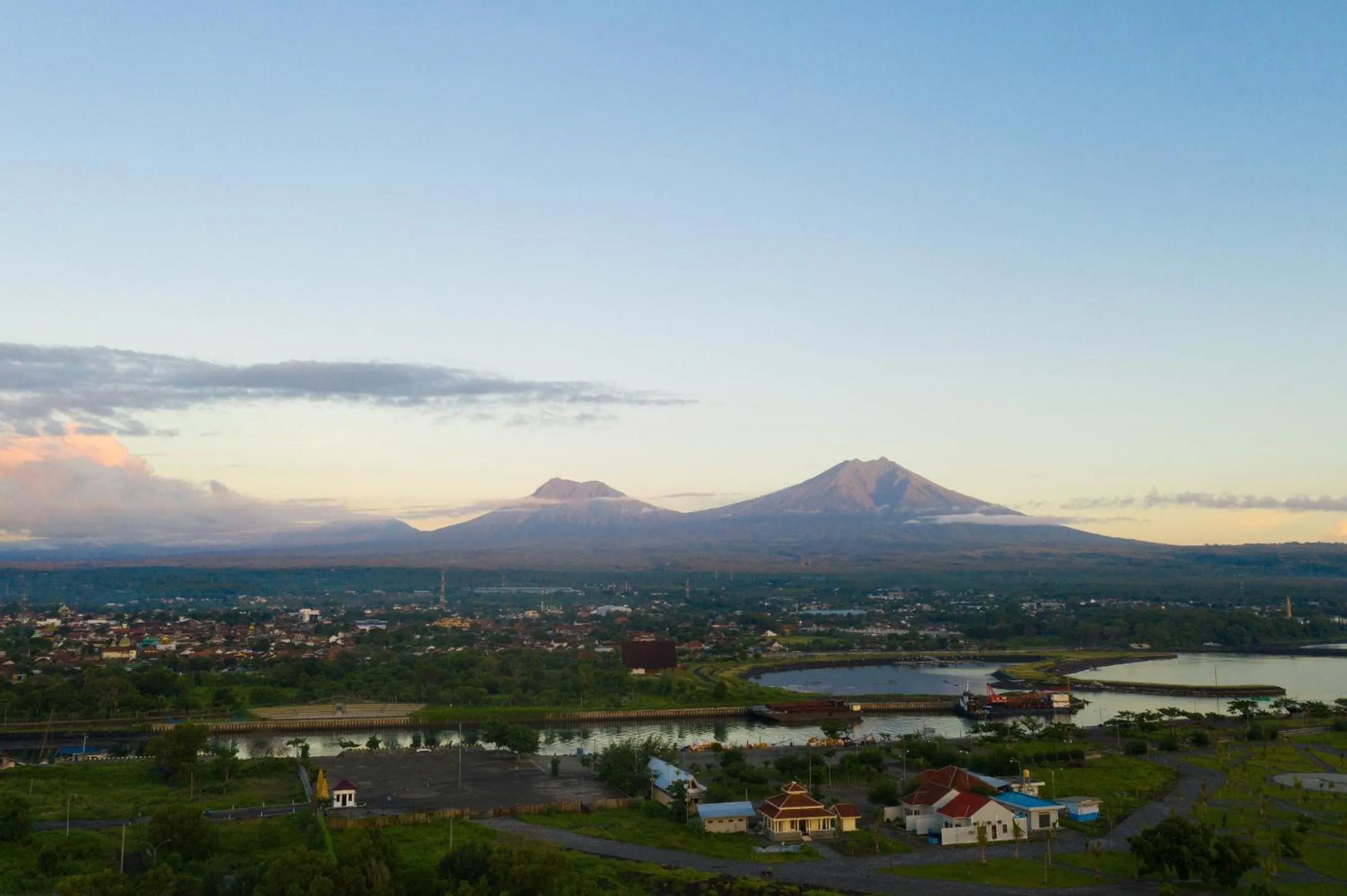 Nearby landmark in Hotel Blambangan