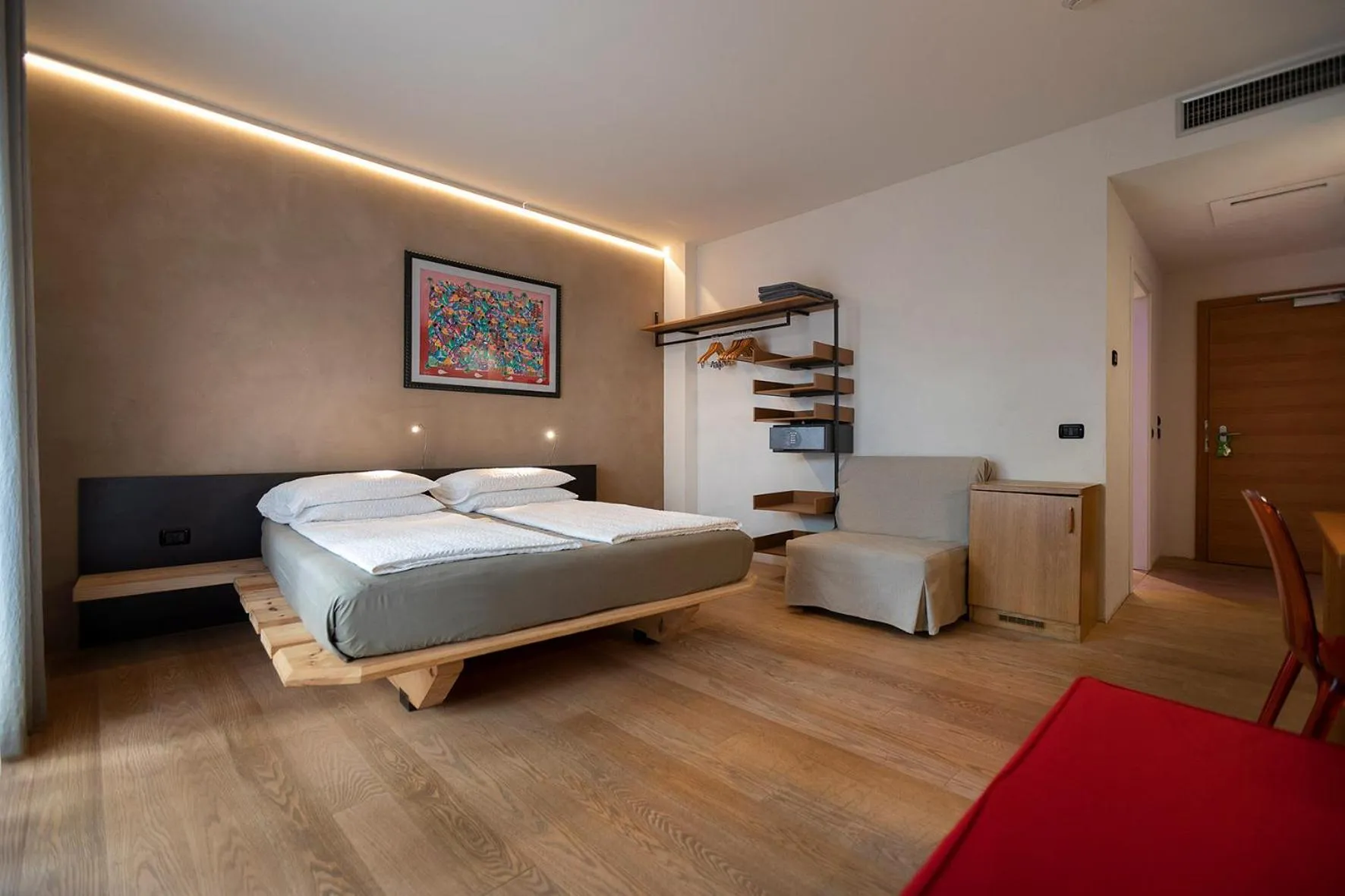 Photo of the whole room, Bed in Ambienthotel PrimaLuna 3S