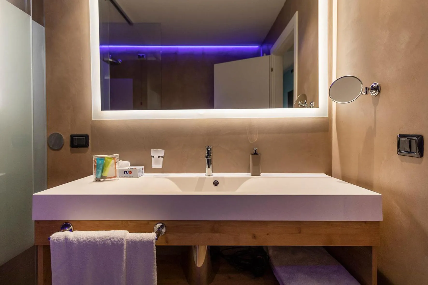 Bathroom in Ambienthotel PrimaLuna 3S