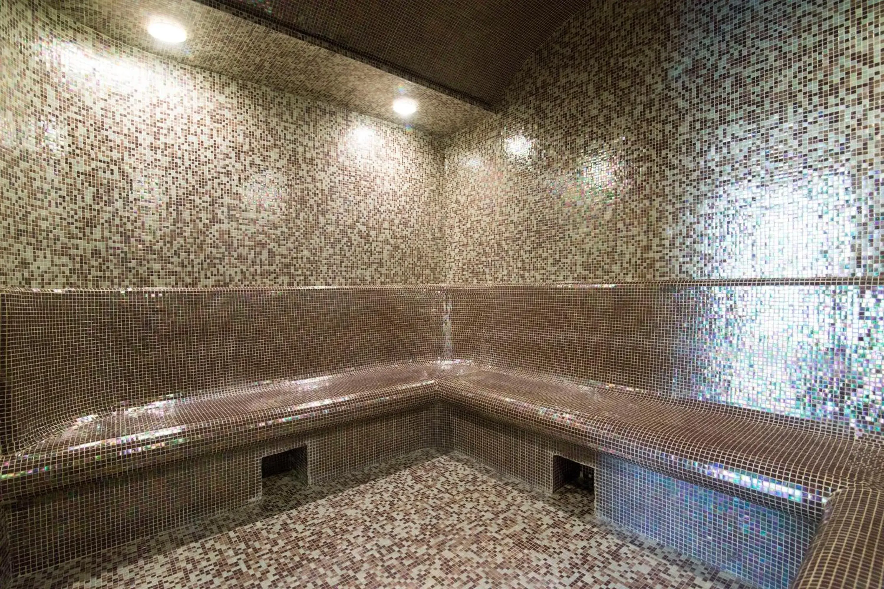 Swimming pool in Elegant Hotel & Resort Swimming pool in Elegant Hotel & Resort