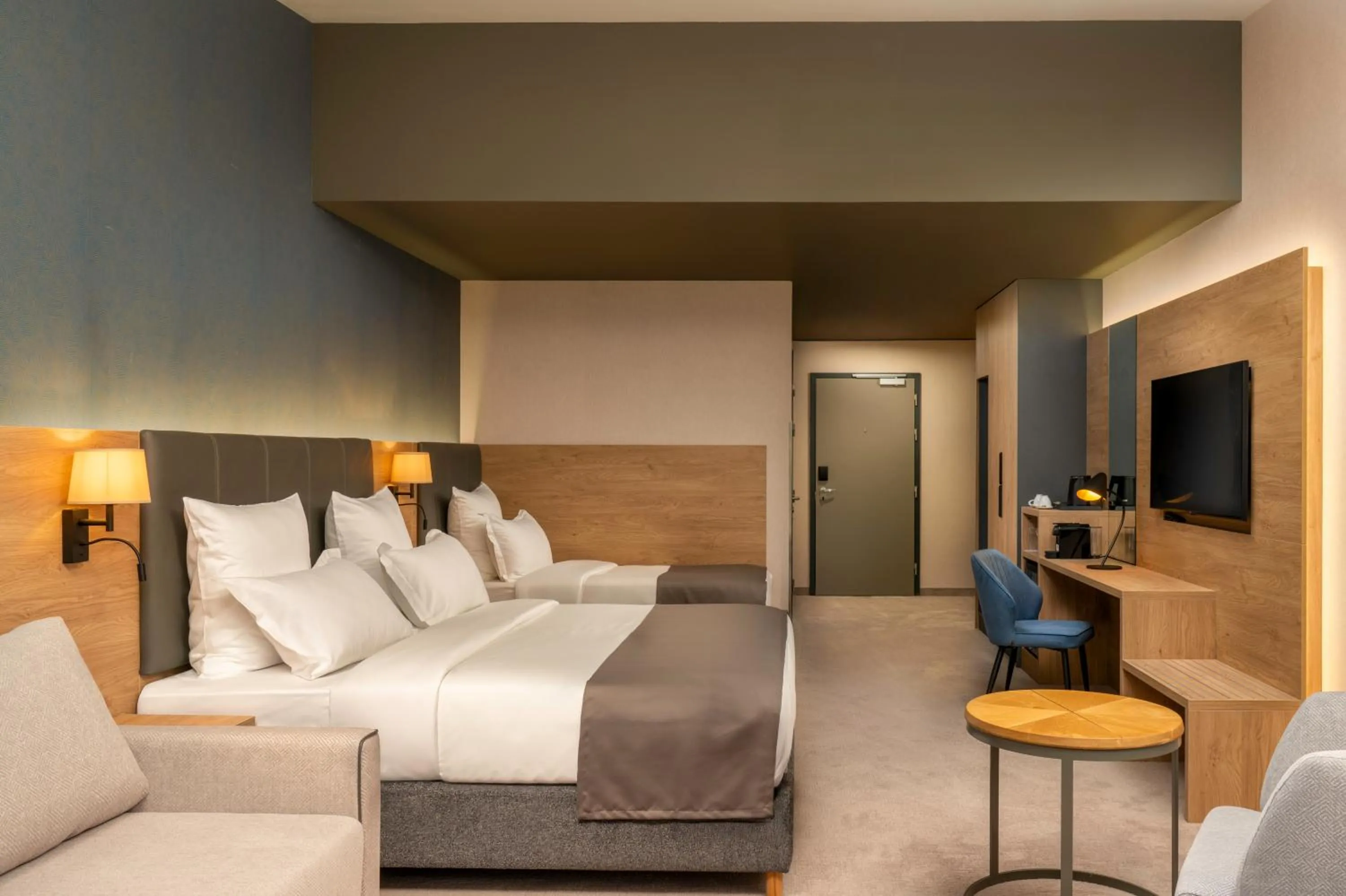 Living room, Bed in Red Bridge Yerevan