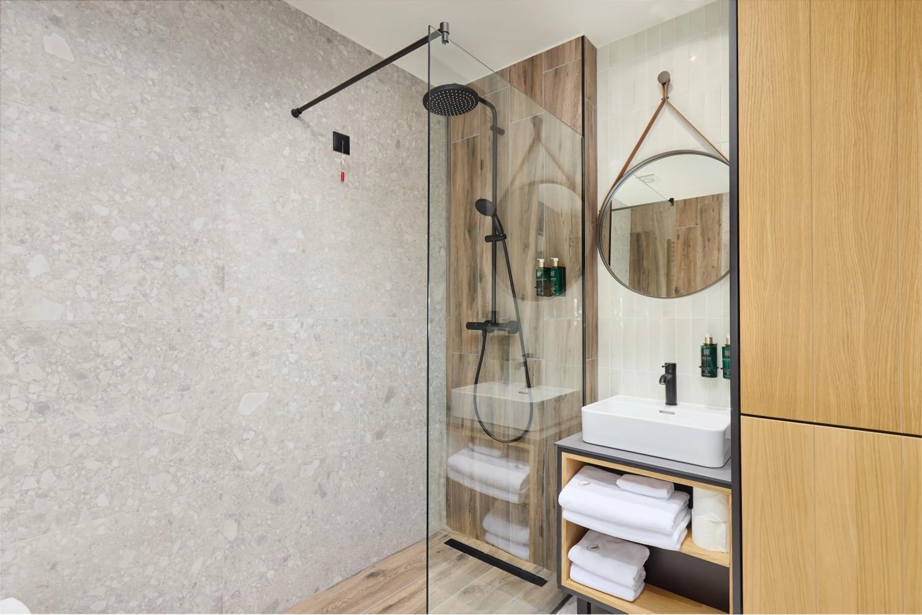 Shower in Wulfenia Hotel & Spa