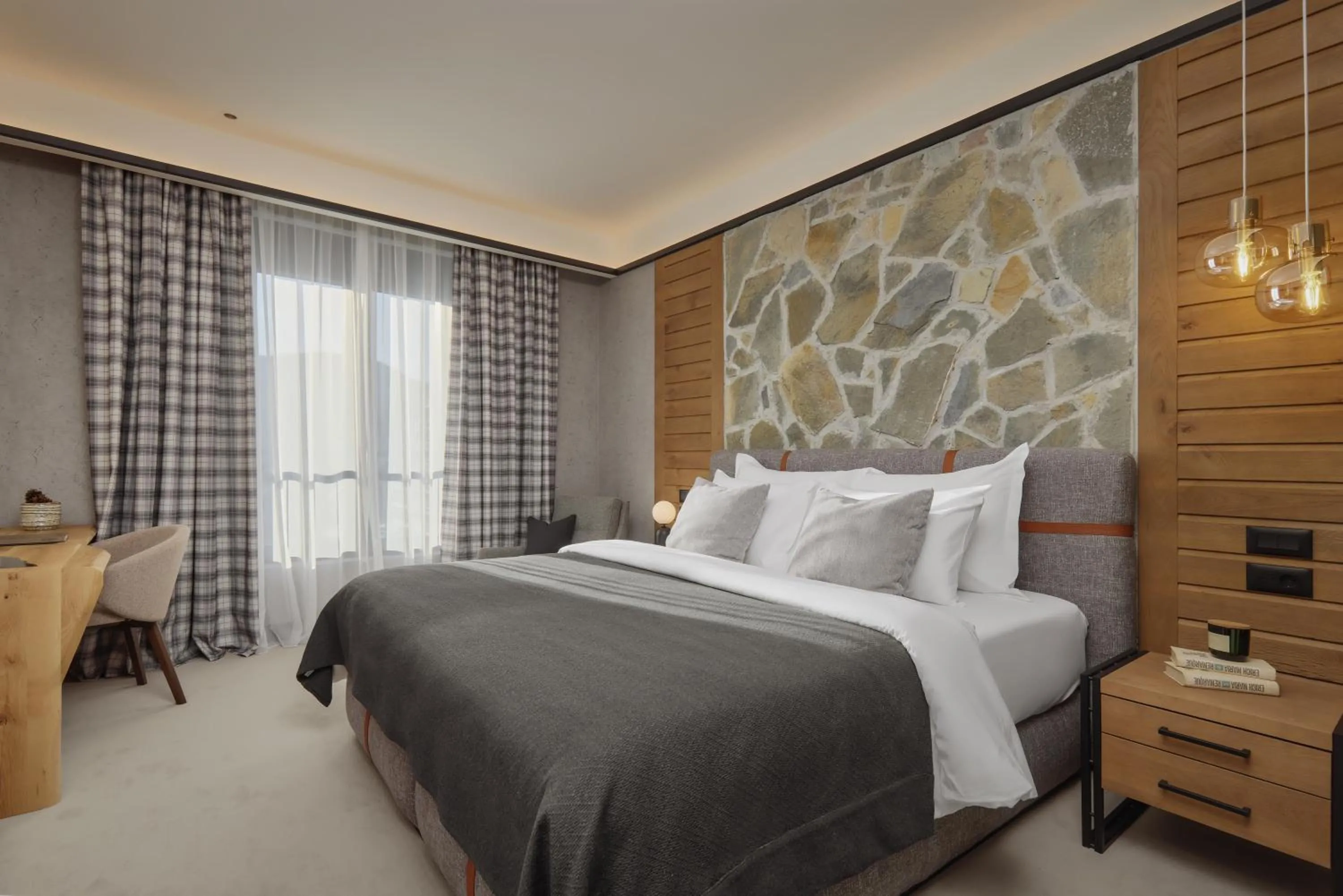 Bed in Wulfenia Hotel & Spa