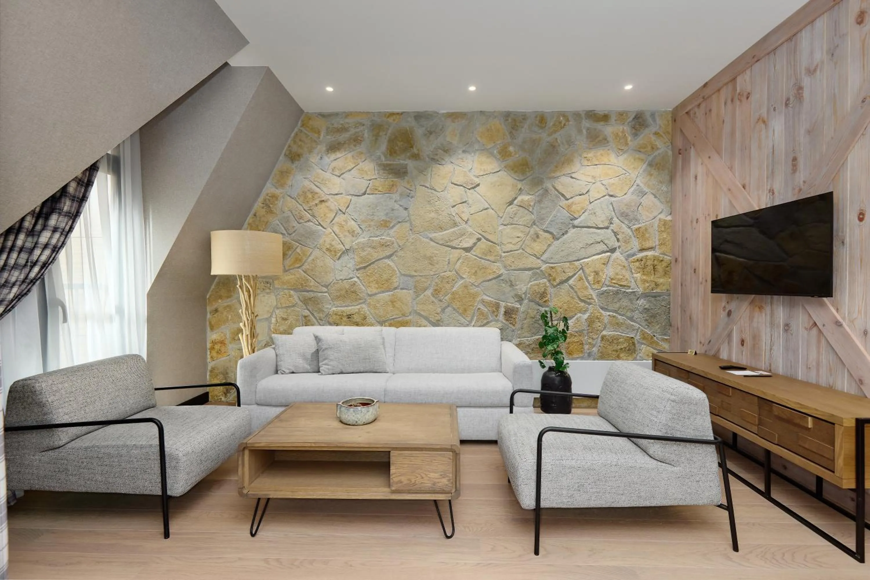 TV and multimedia in Wulfenia Hotel & Spa