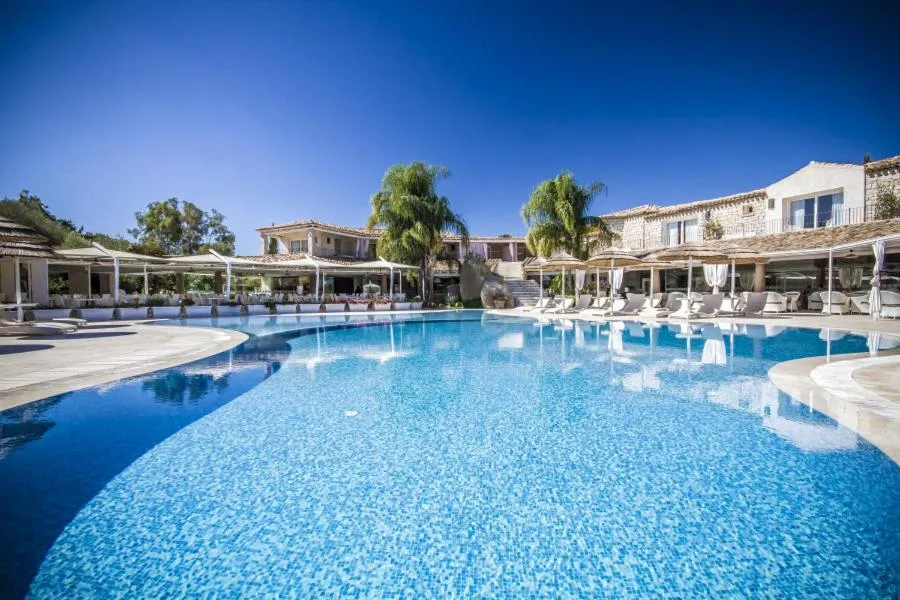 Swimming pool in Nicolaus Prime Villas Resort
