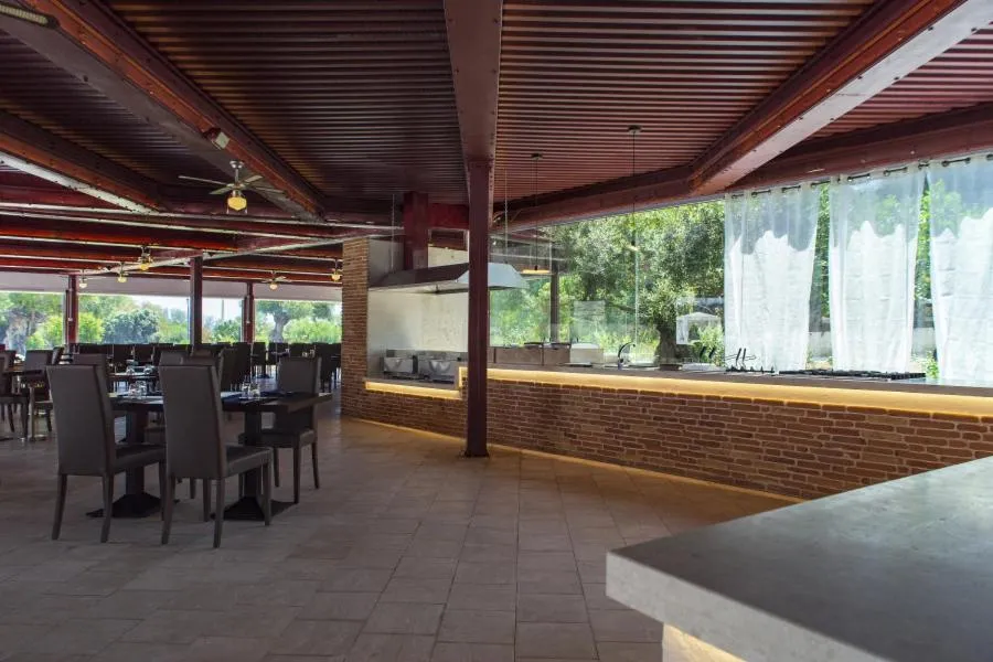 Restaurant/places to eat in Nicolaus Prime Villas Resort
