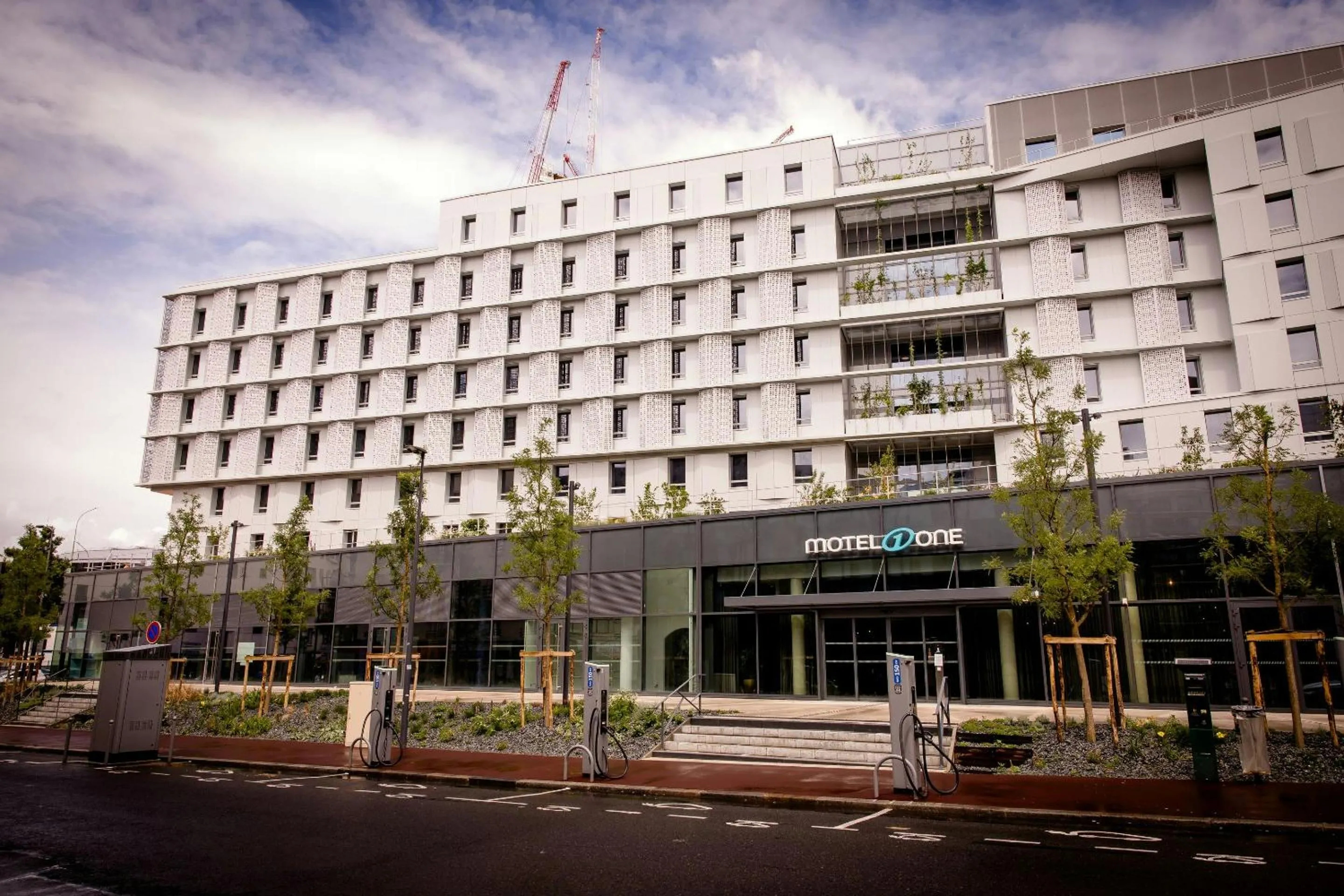 Motel One Paris-Porte de Versailles