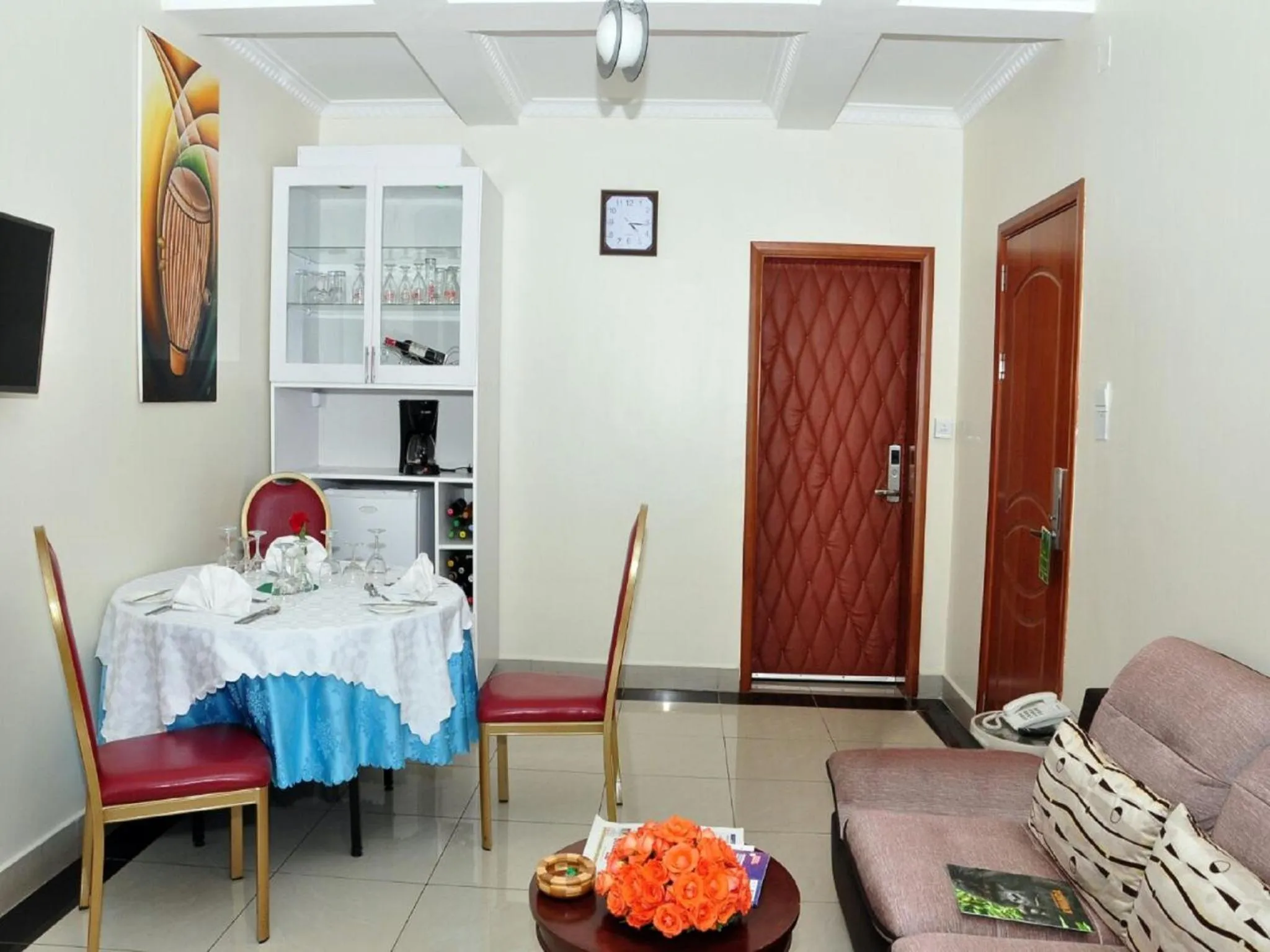 Dining area in Five to Five Hotel