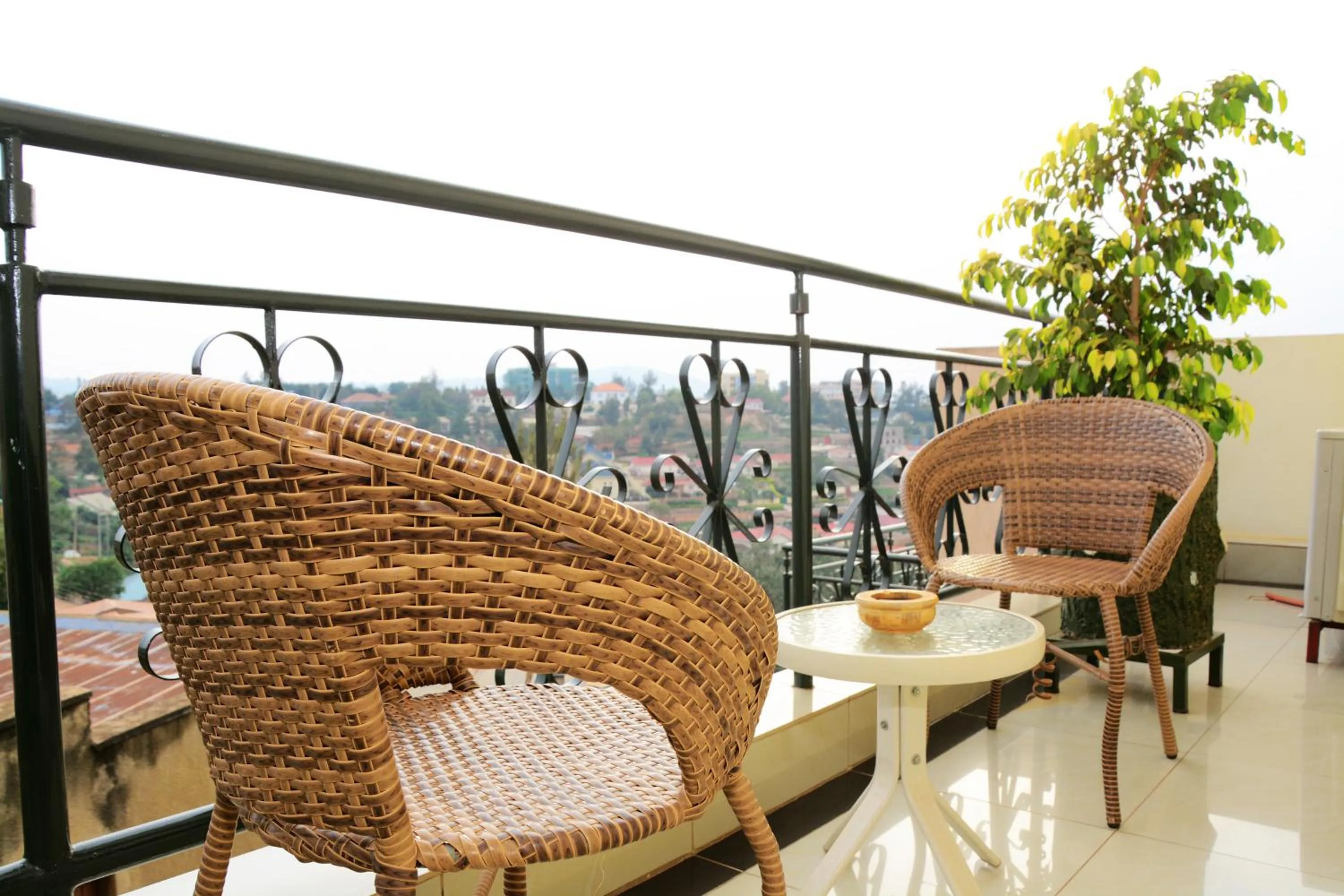 Balcony/Terrace in Five to Five Hotel