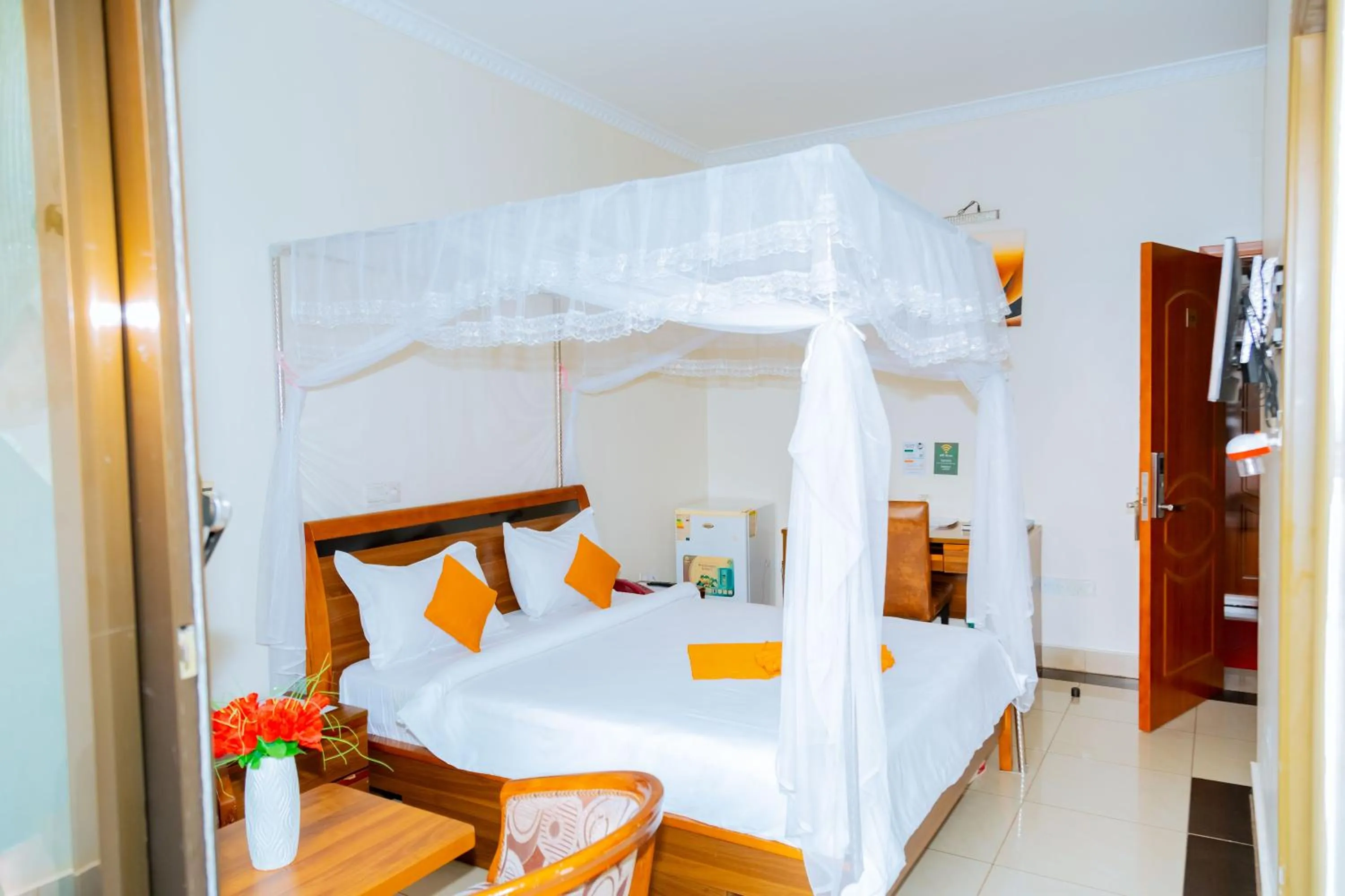 Bedroom, Bed in Five to Five Hotel