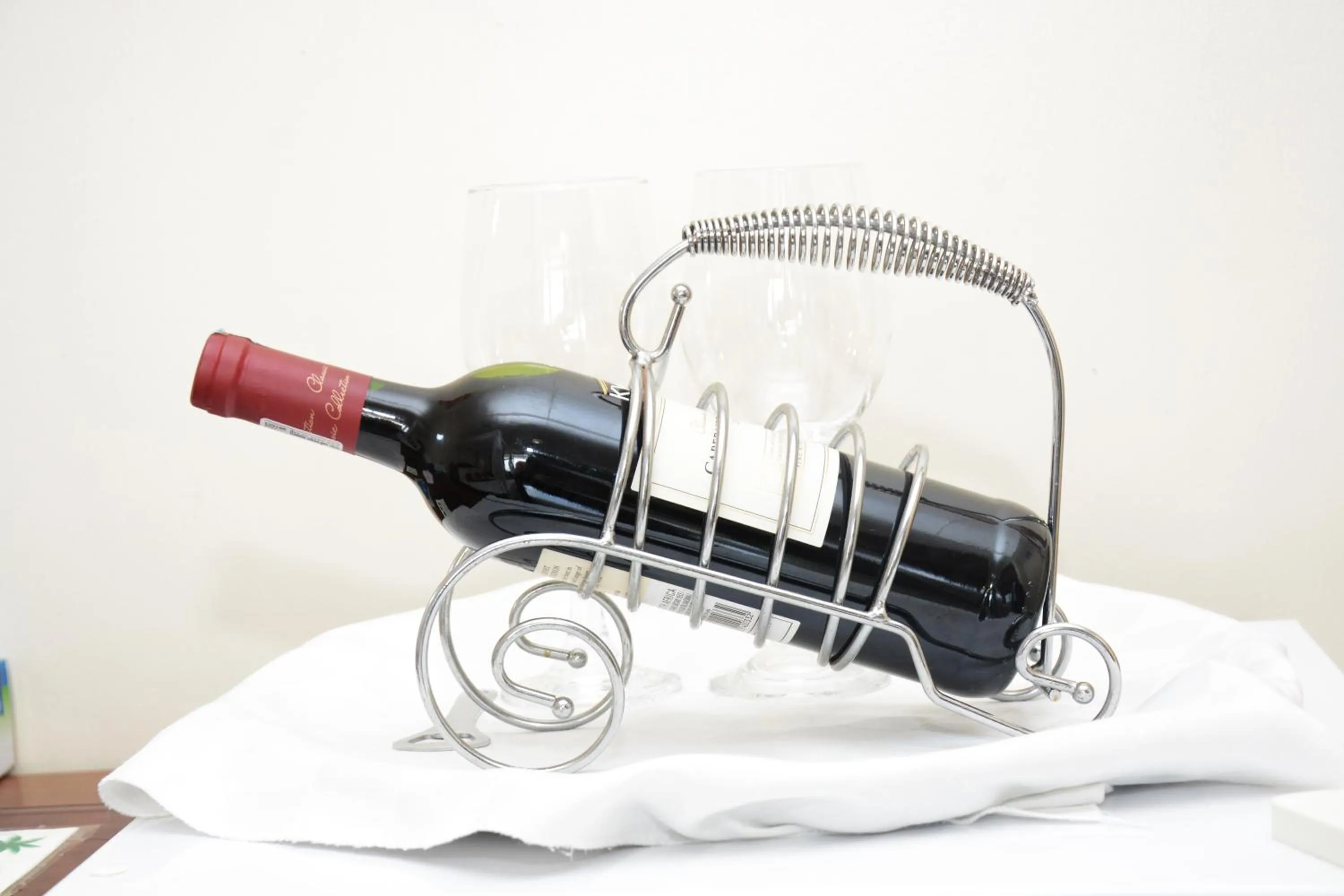 Alcoholic drinks in Five to Five Hotel