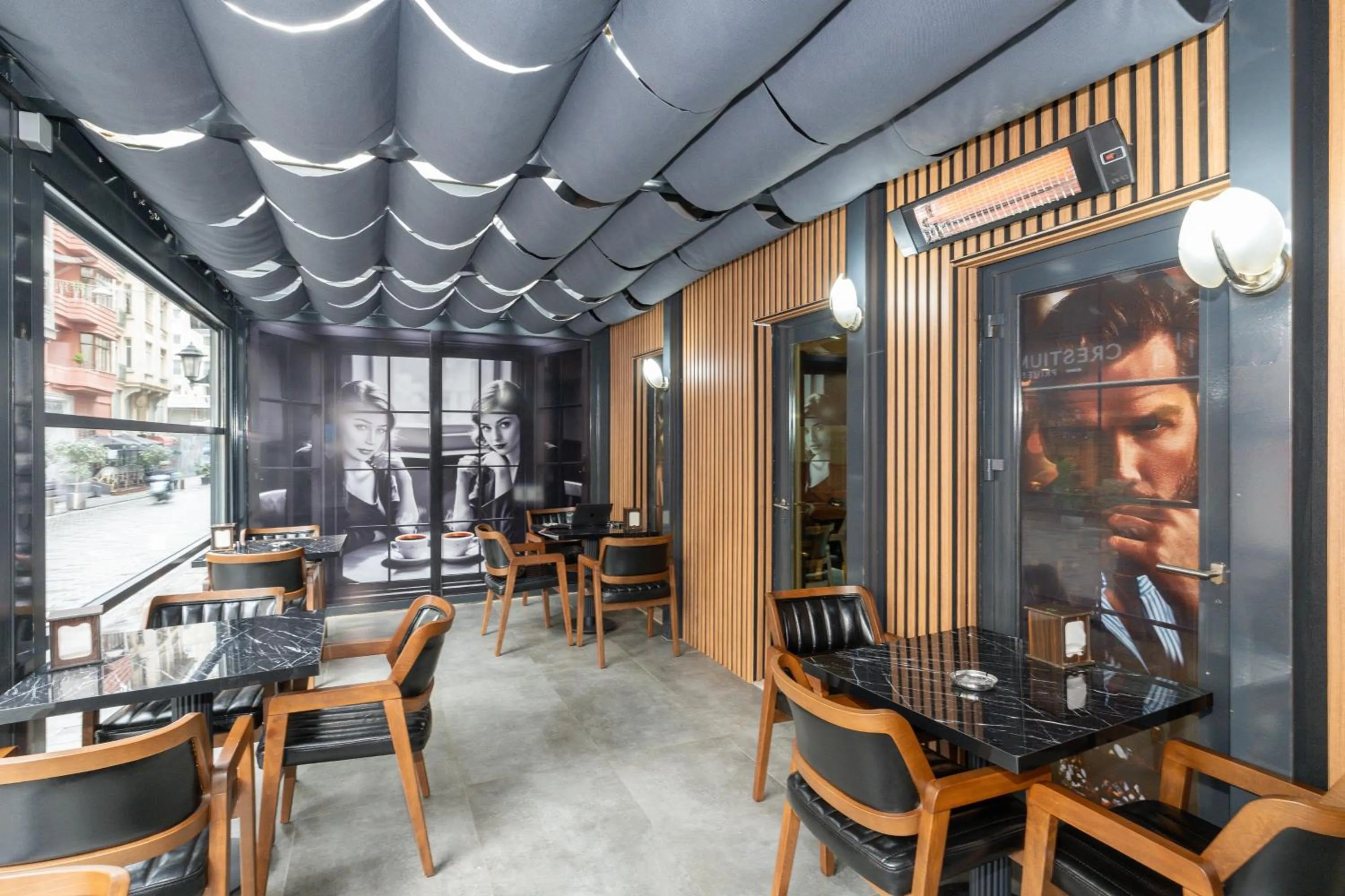 Lobby or reception in Crestium Taksim Prive & Spa