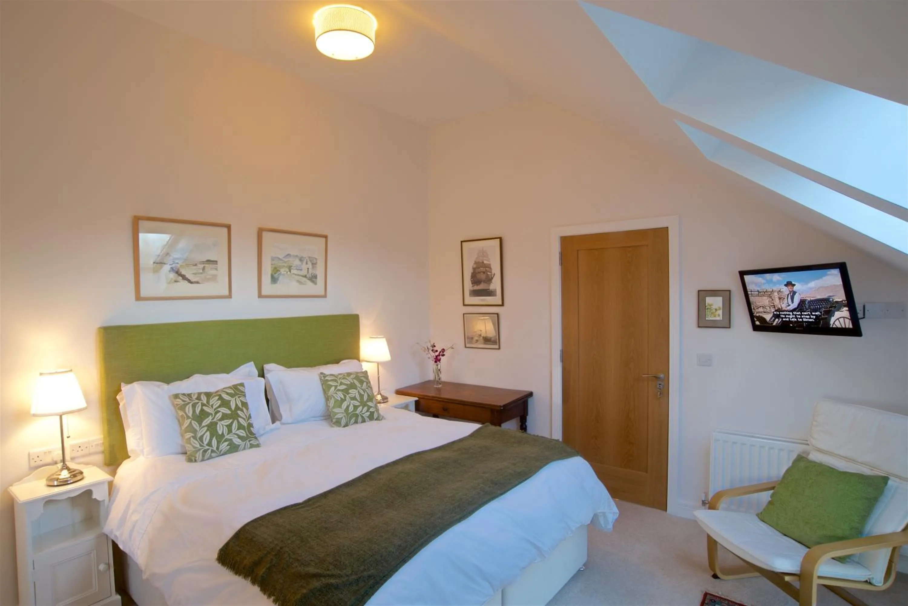 Bed in Cherryhill Lodge